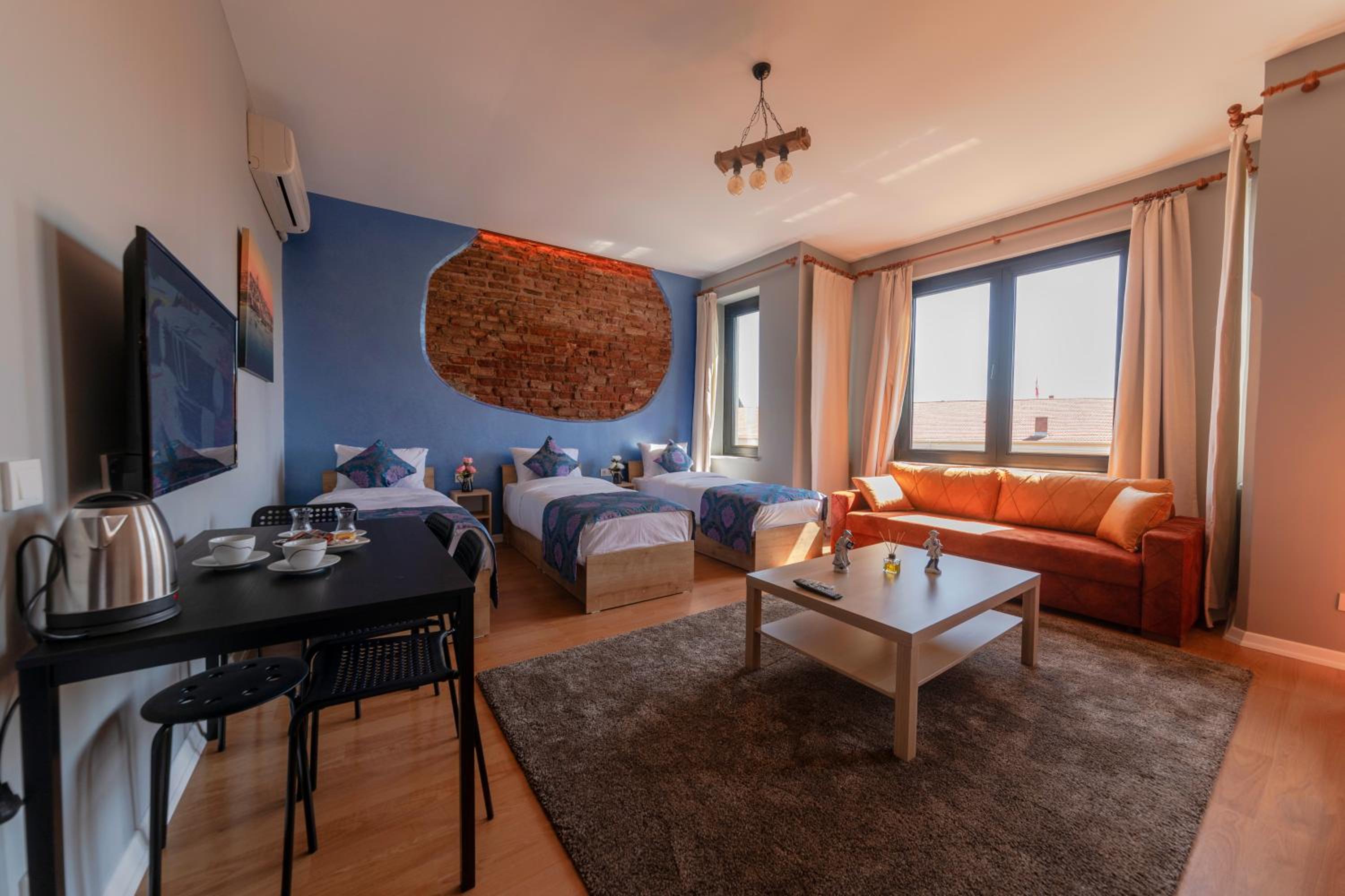 Superior Suite with Partial Sea View photo 2