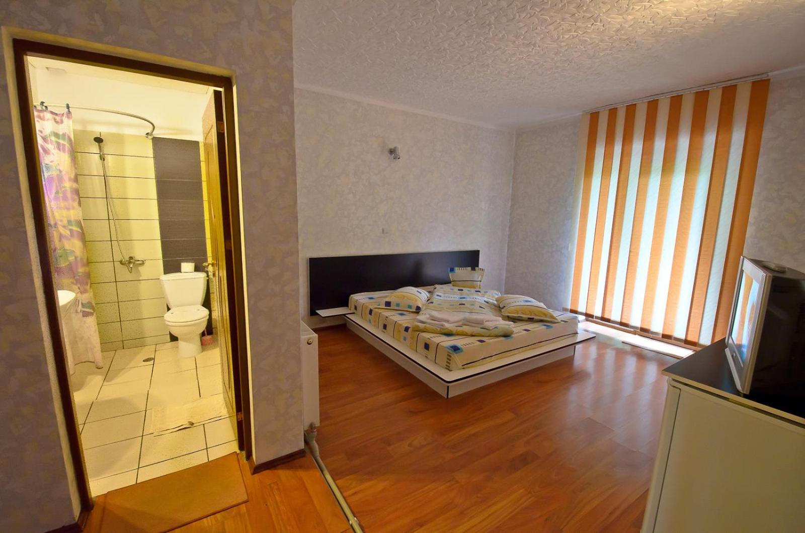 Double Room photo 3