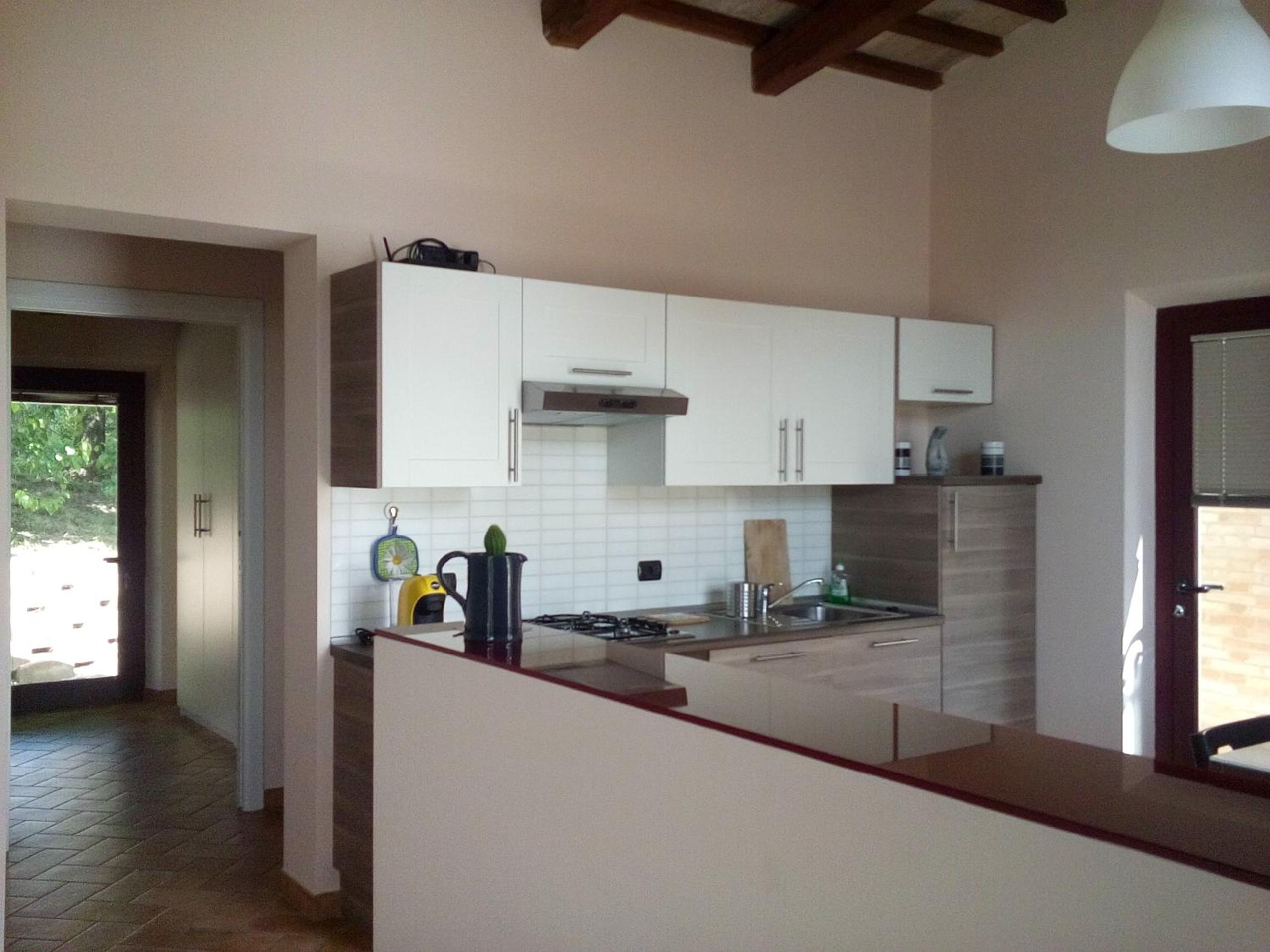 One-Bedroom Apartment - Annex - Photo 2