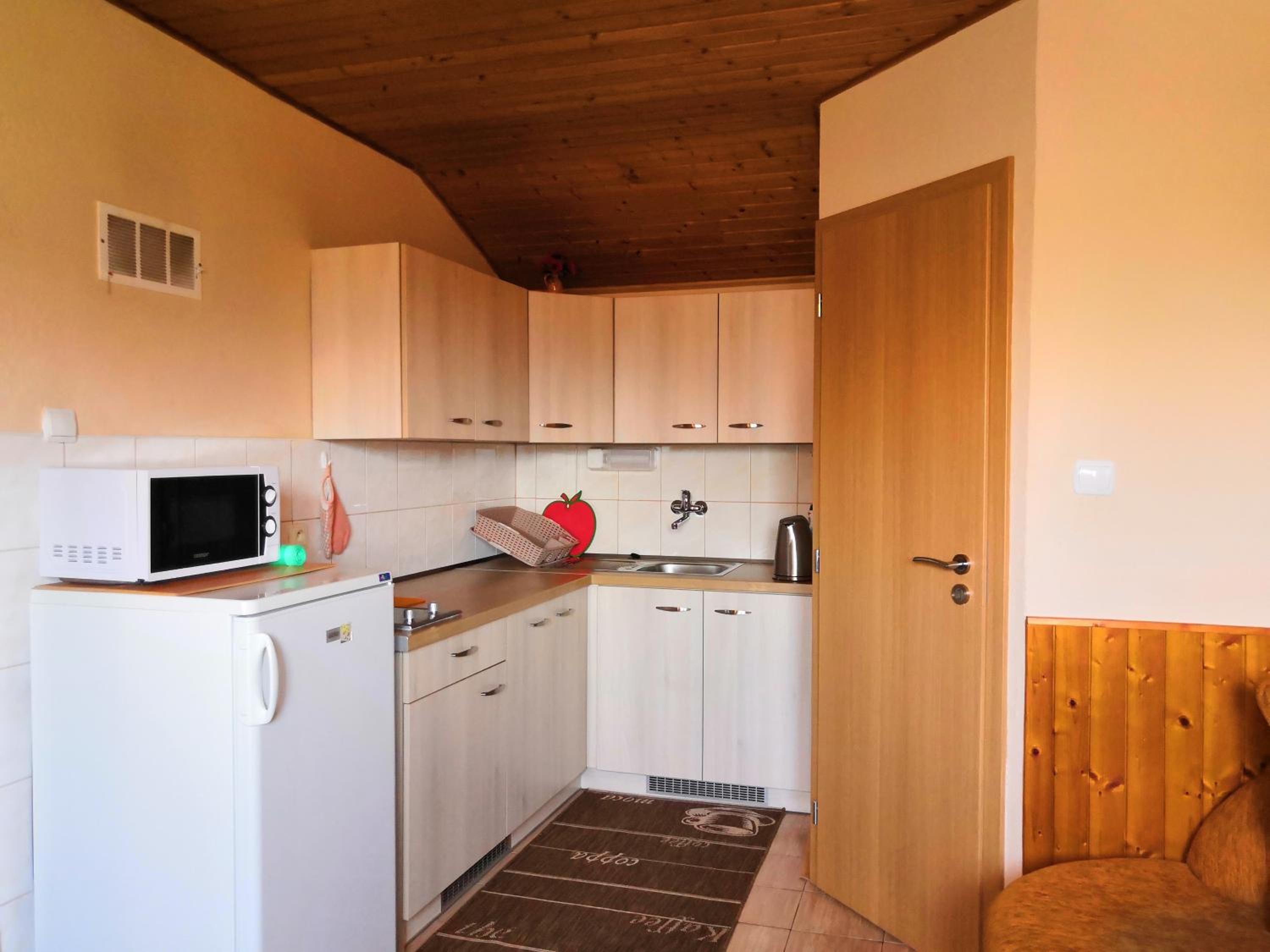 Family Room with Private Bathroom photo 2