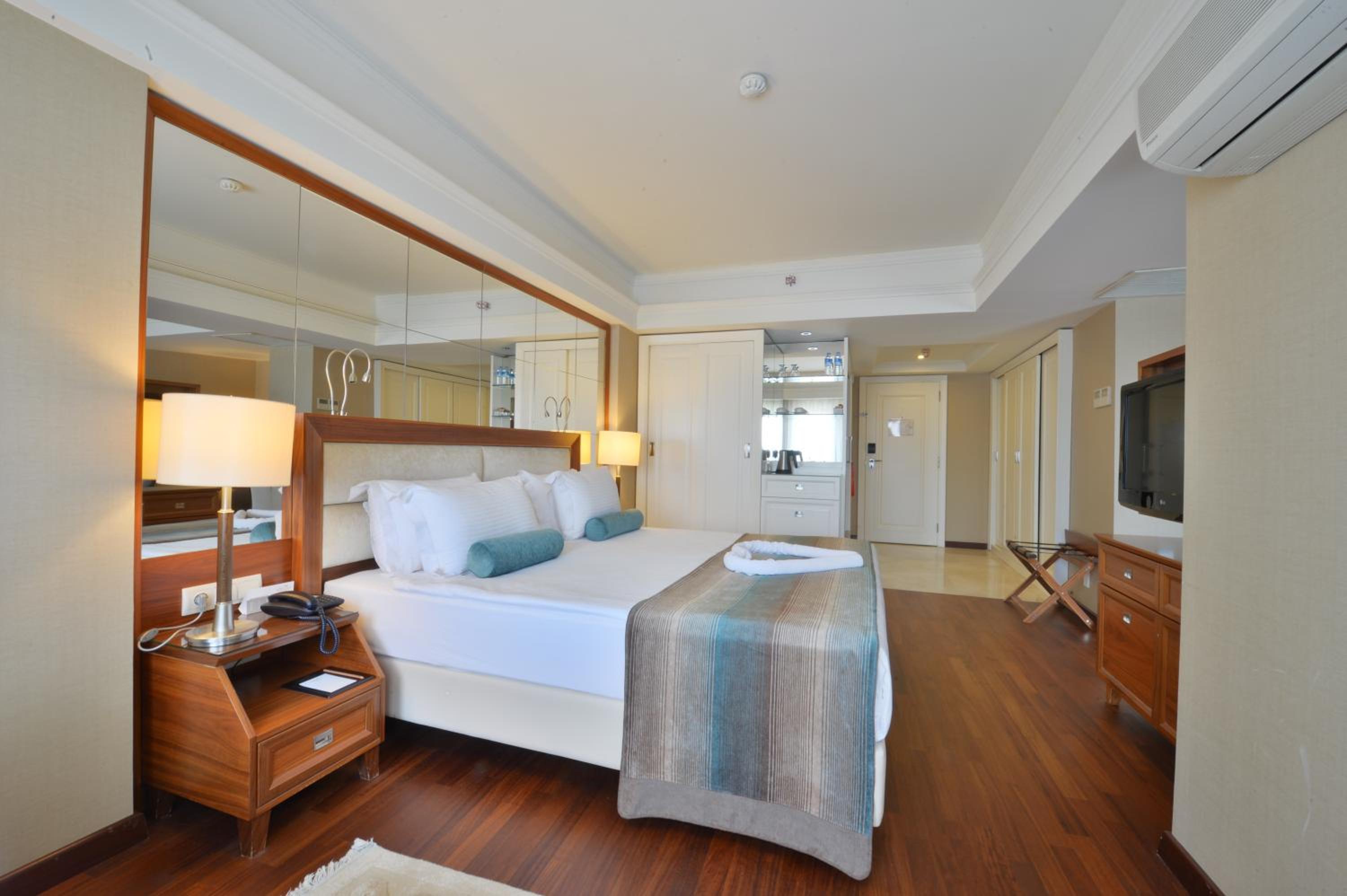 Junior Suite - Photo 6
