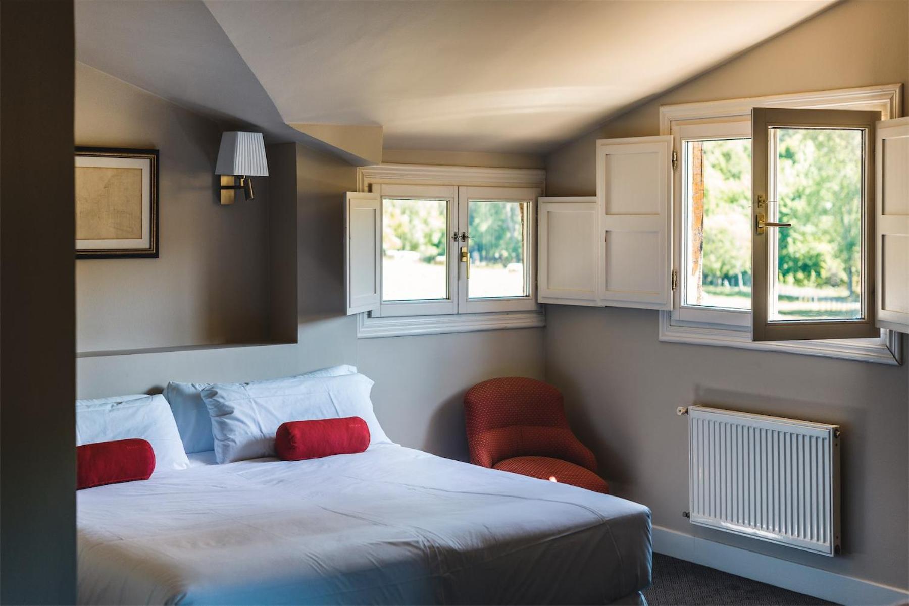 Deluxe Double Room photo 2
