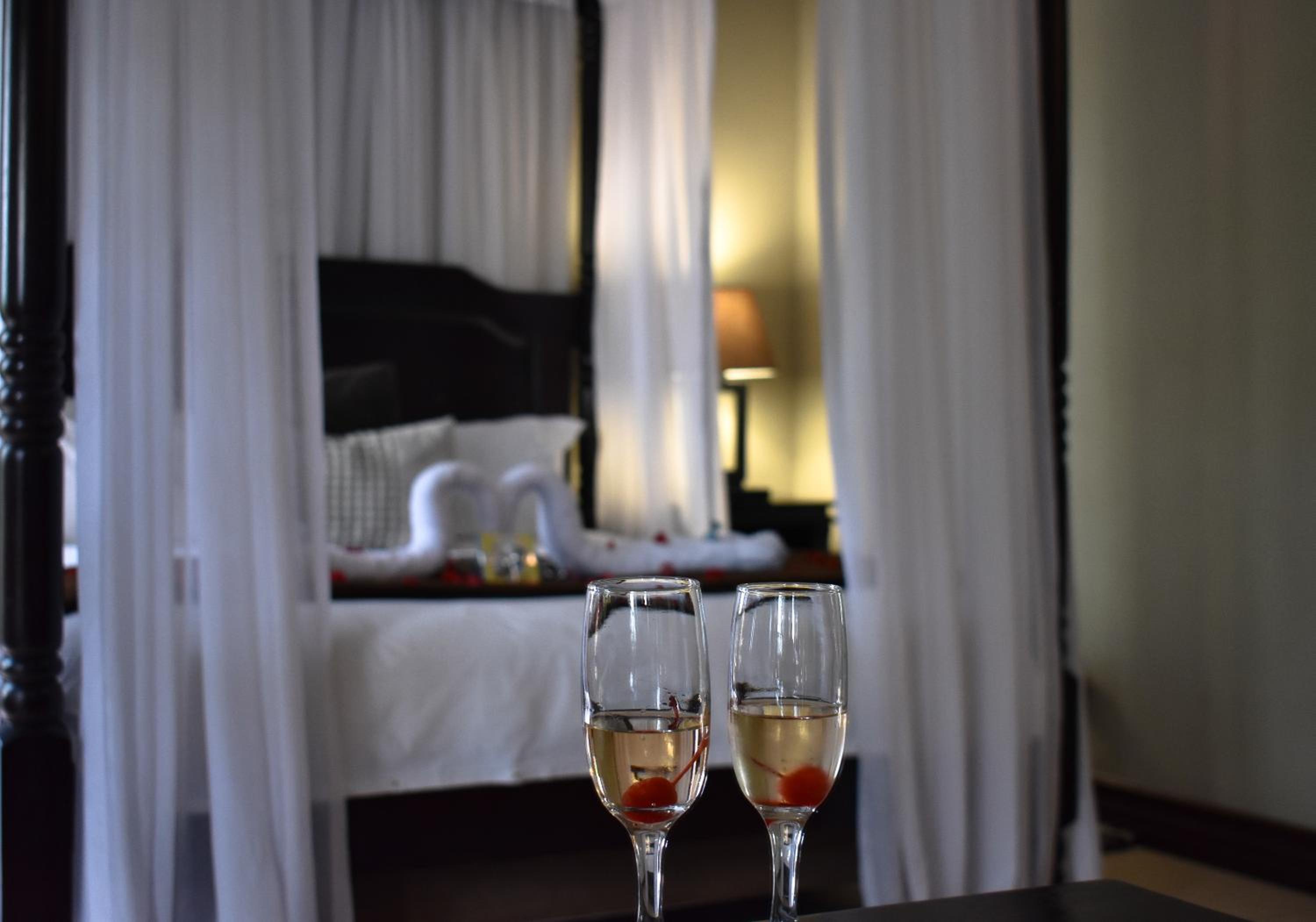 Suite - Photo 12