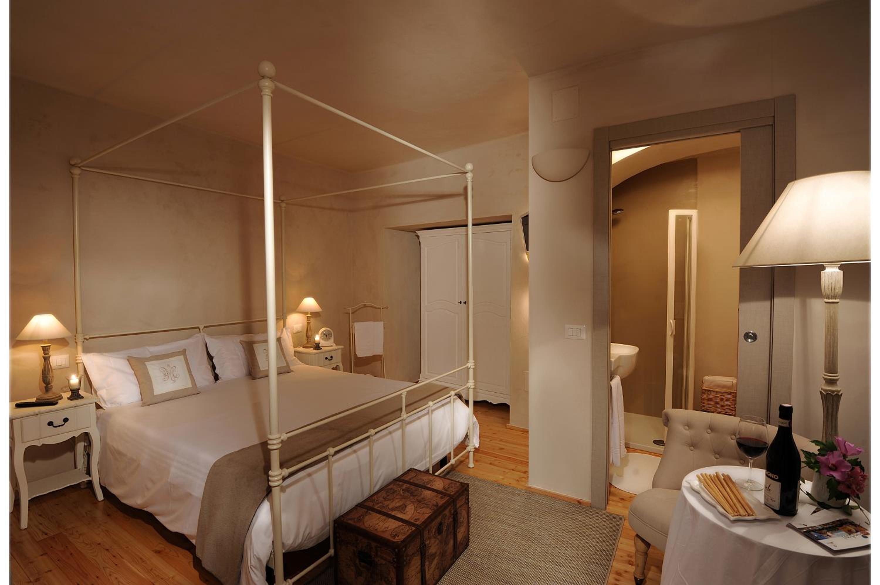 Double Room - Photo 1