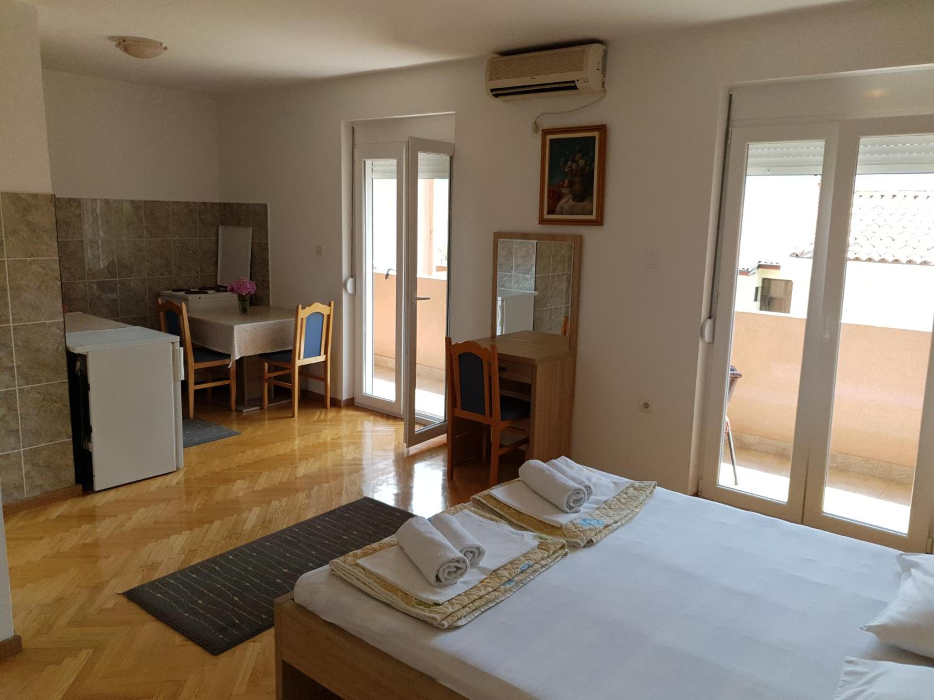 Apartment with Balcony