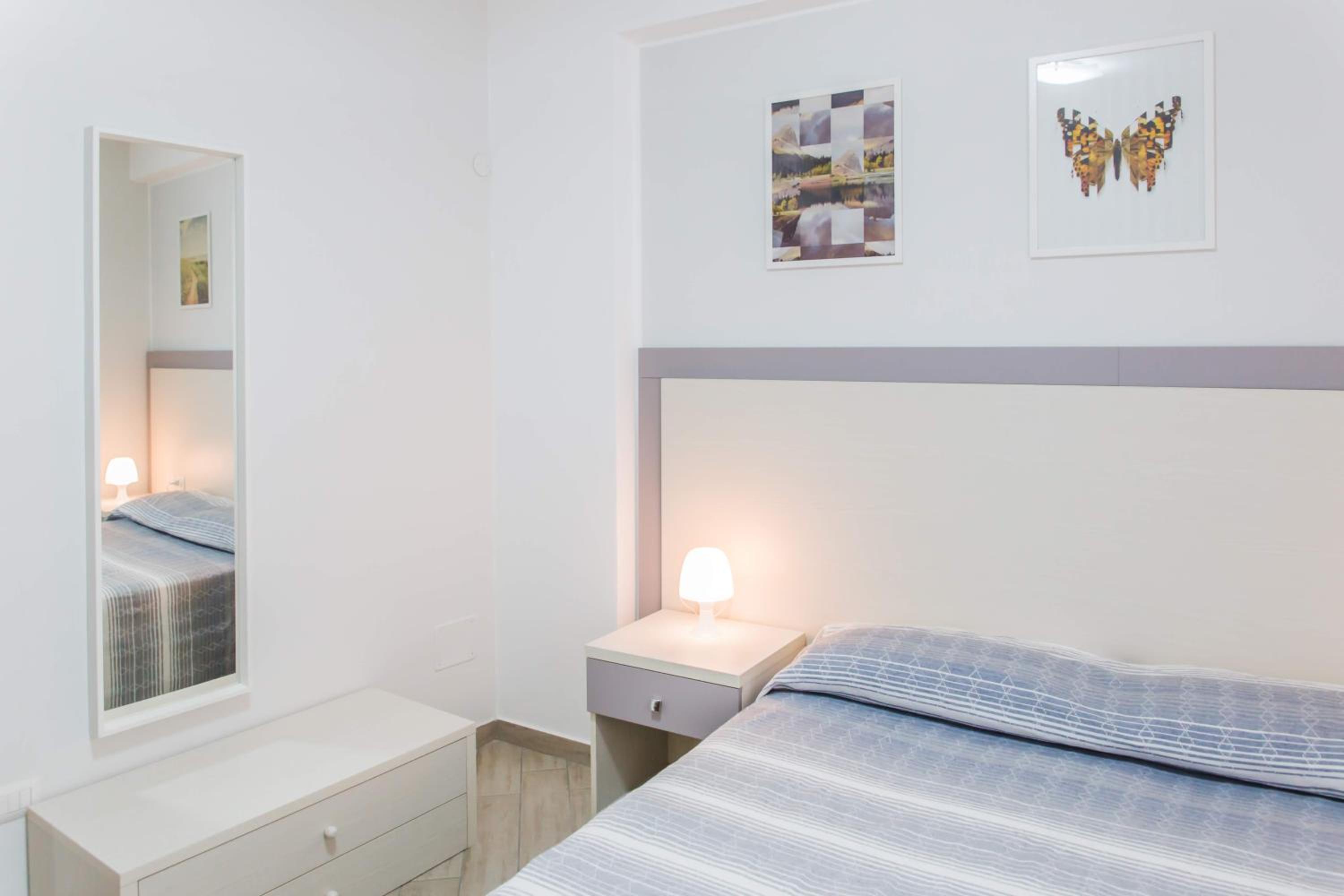 Two-Bedroom Apartment - Photo 3