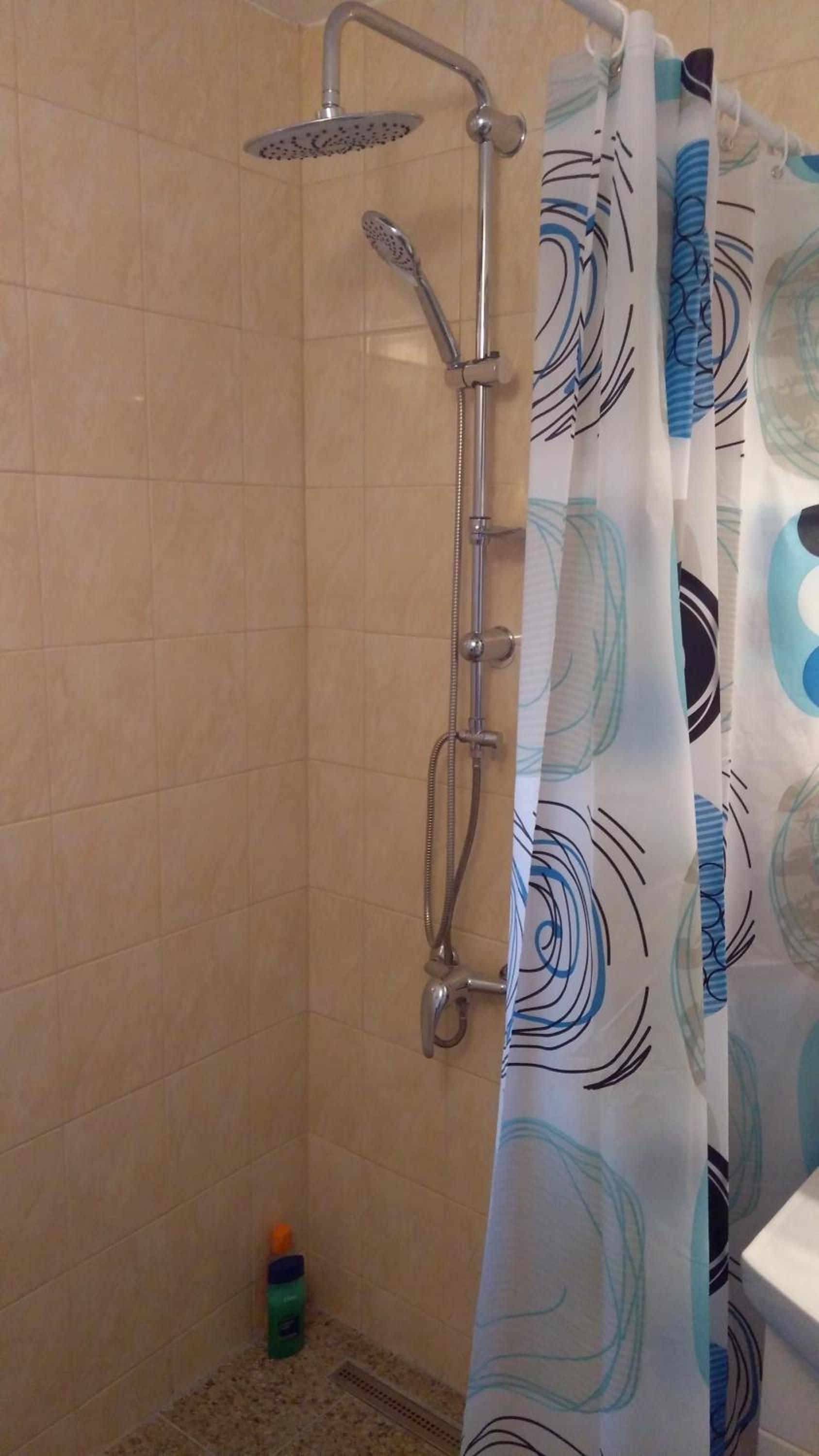 Double or Twin Room with Bathroom - Photo 7