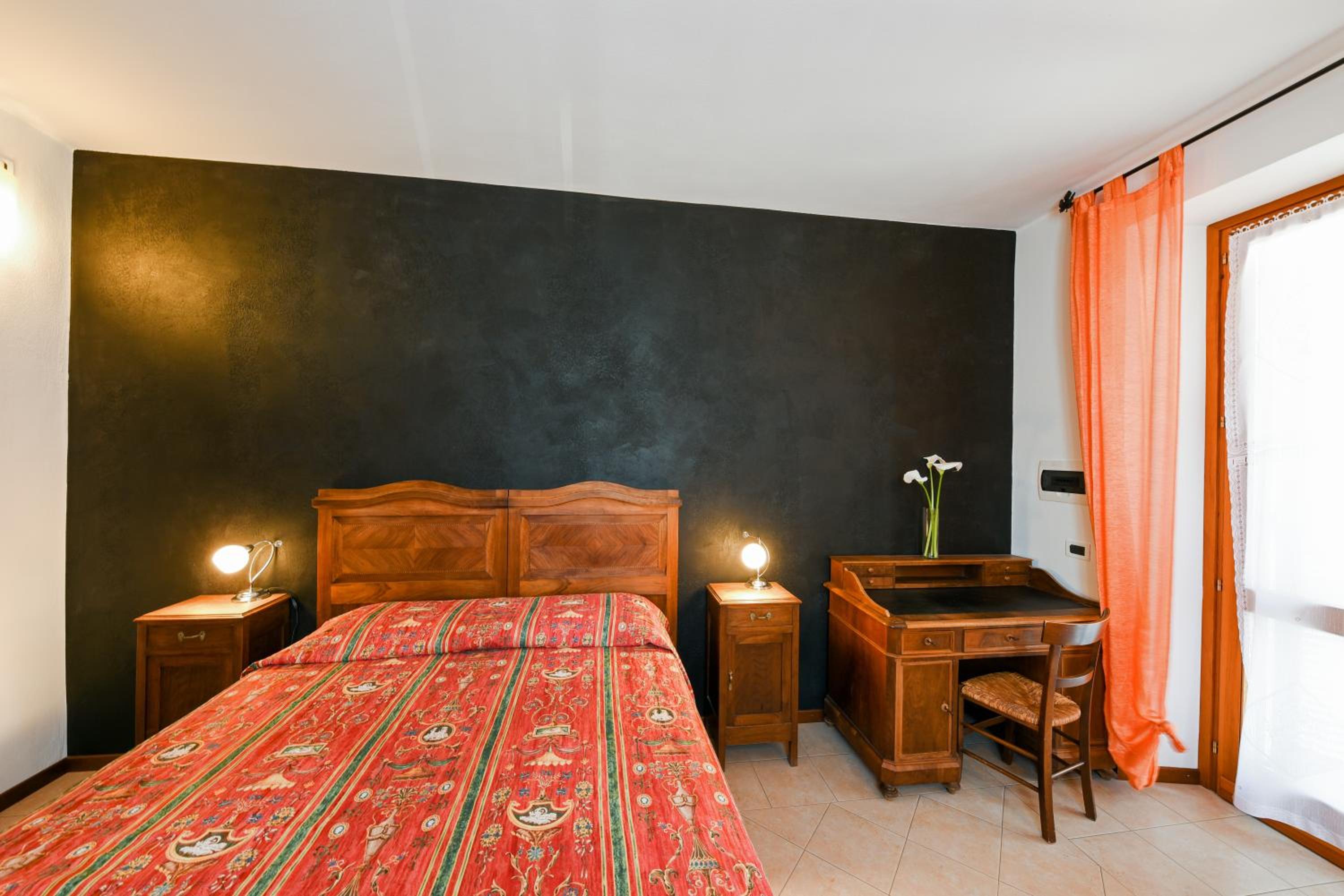 Triple Room with Lake View photo 2