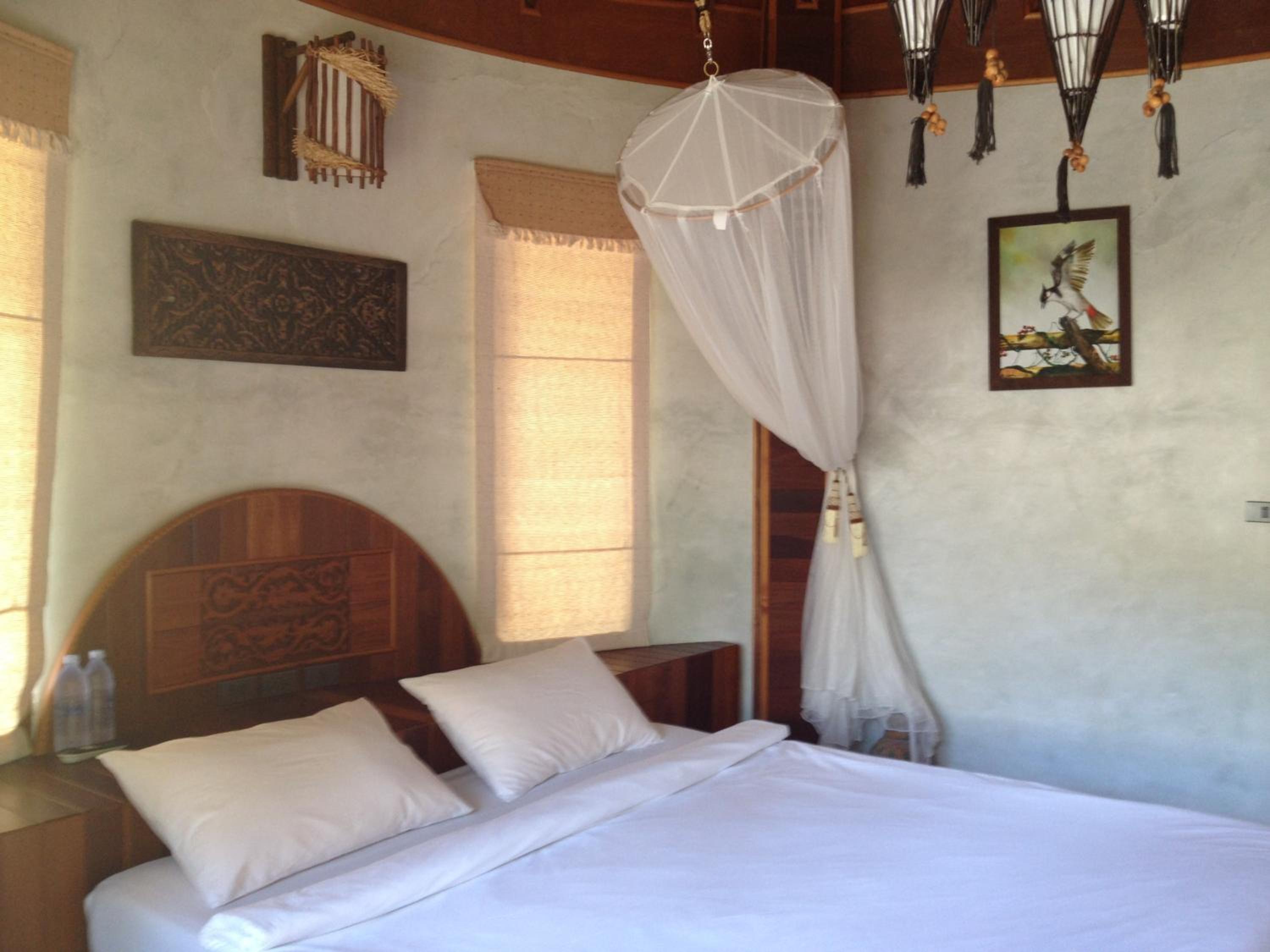 Air-Conditioned Bungalow with Shower - Photo 7