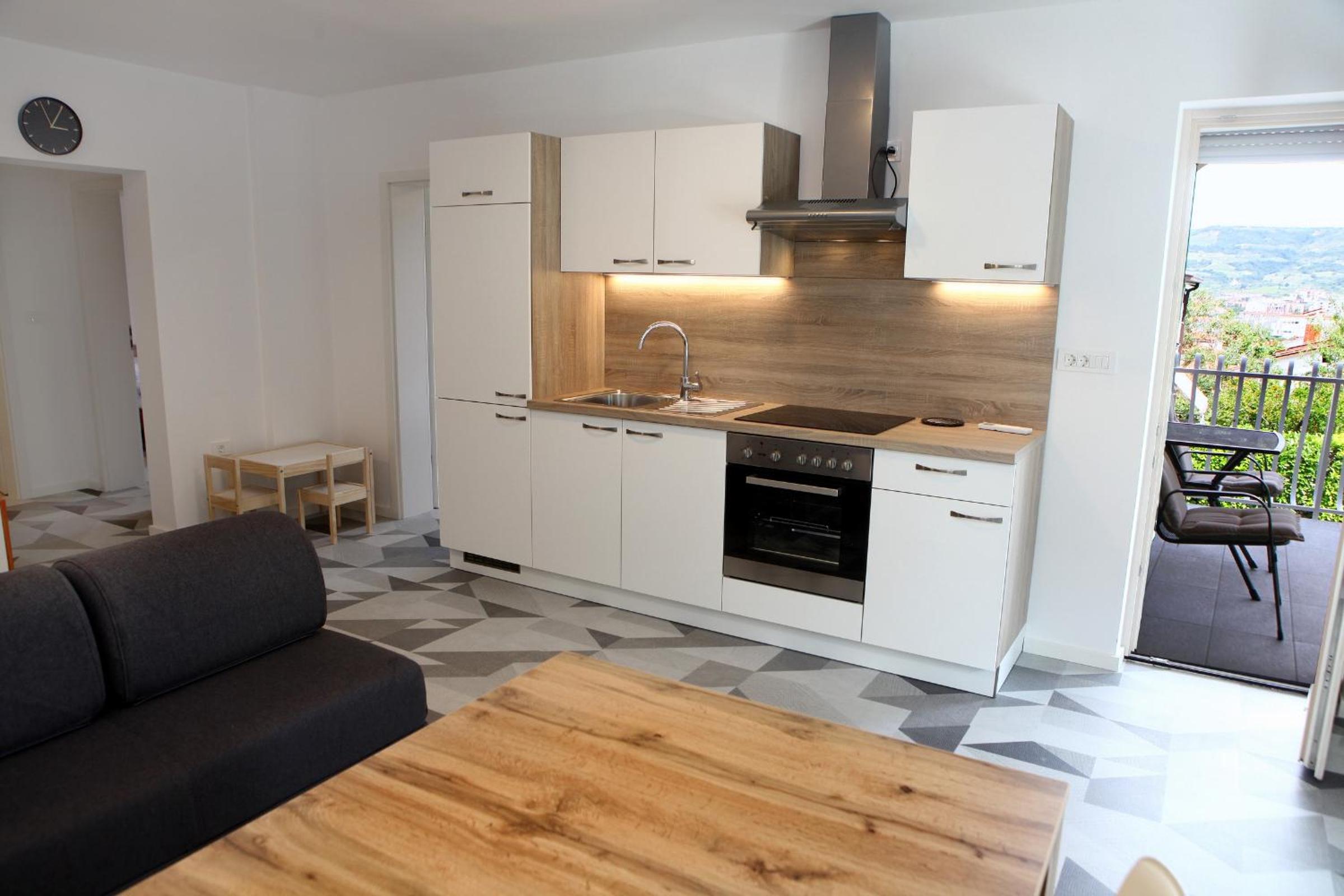 Two-Bedroom Apartment - Photo 9