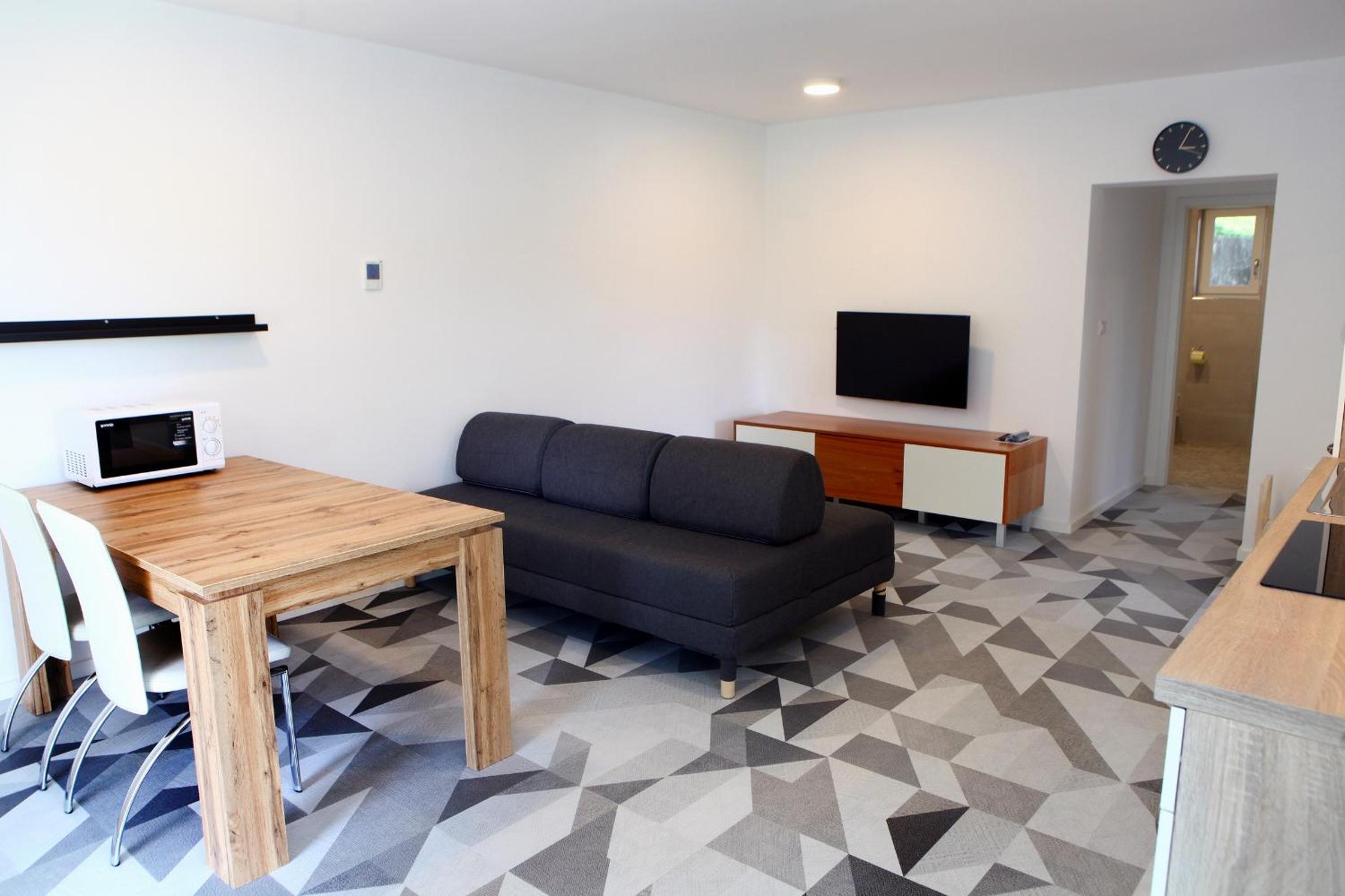 Two-Bedroom Apartment - Photo 6