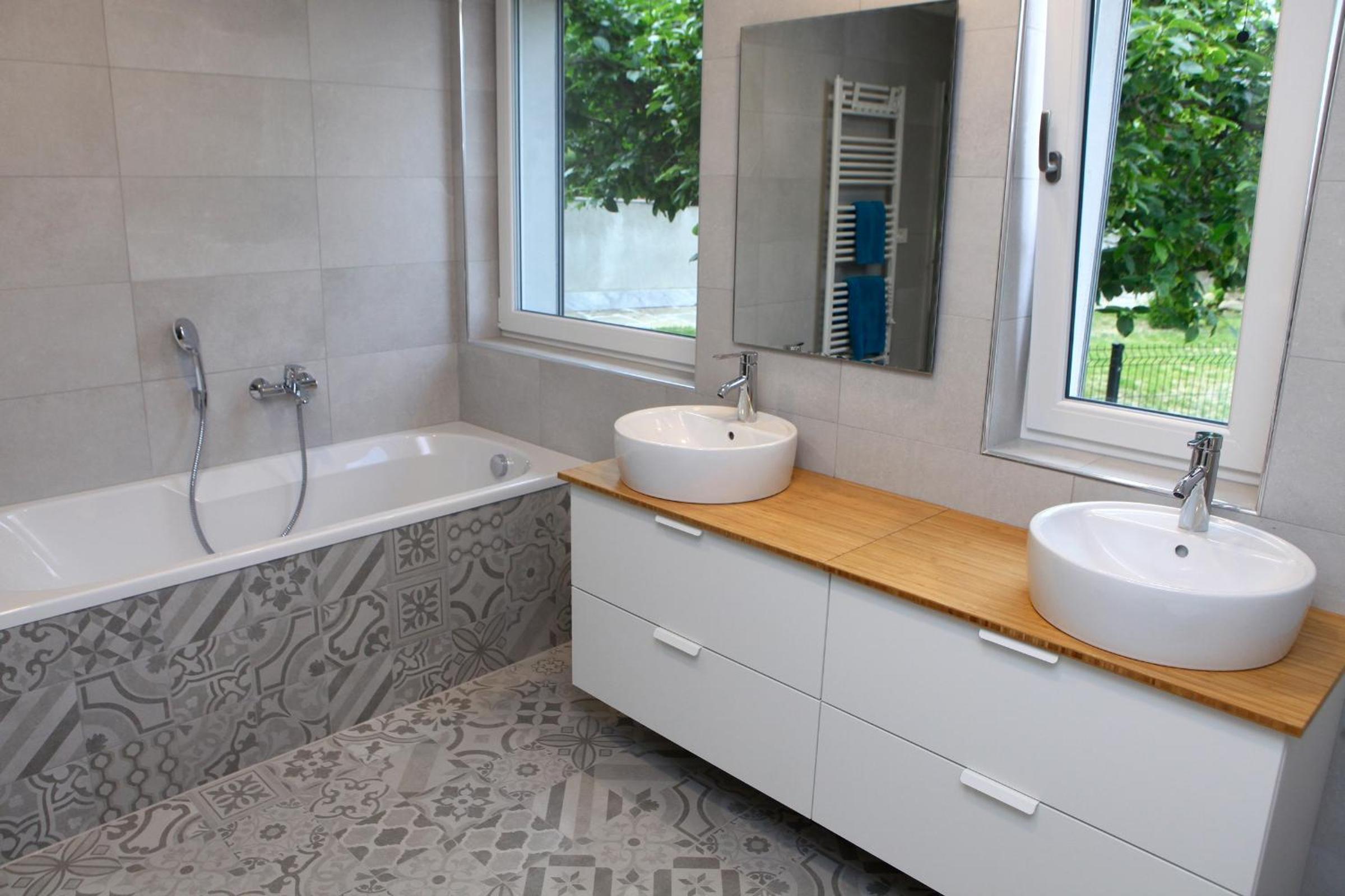 Three-Bedroom Apartment - Photo 11