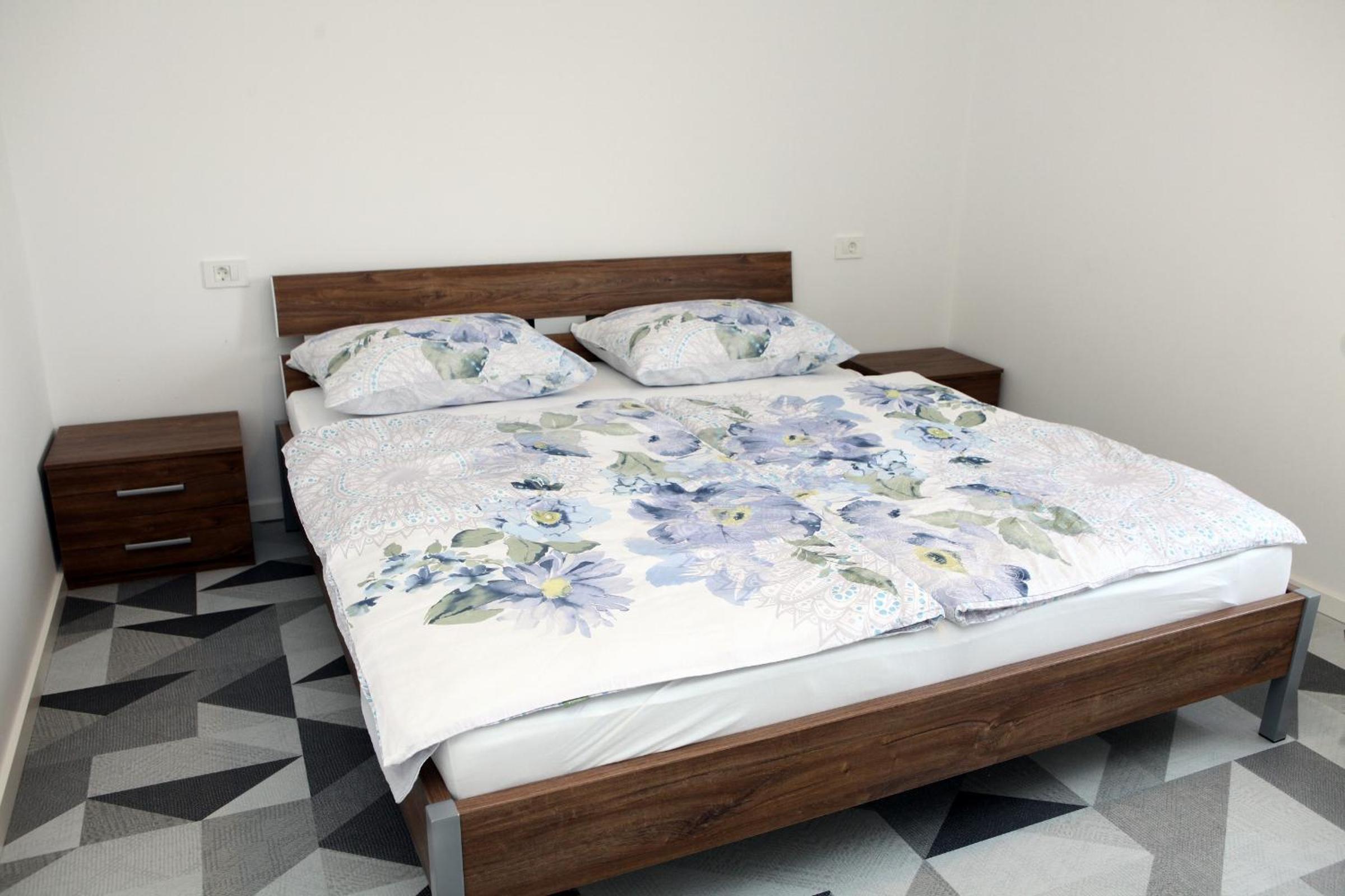 Three-Bedroom Apartment - Photo 16