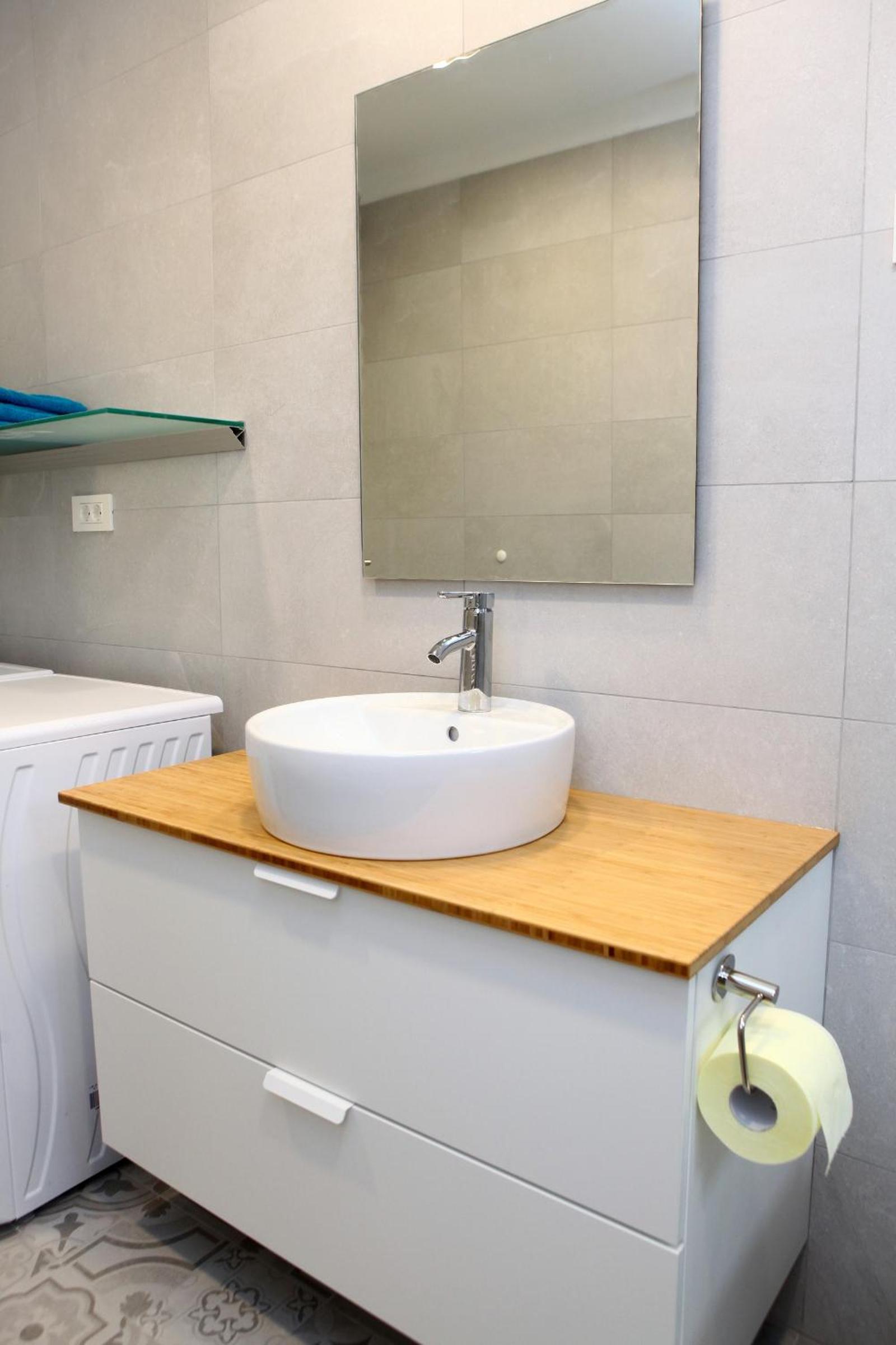Three-Bedroom Apartment - Photo 25