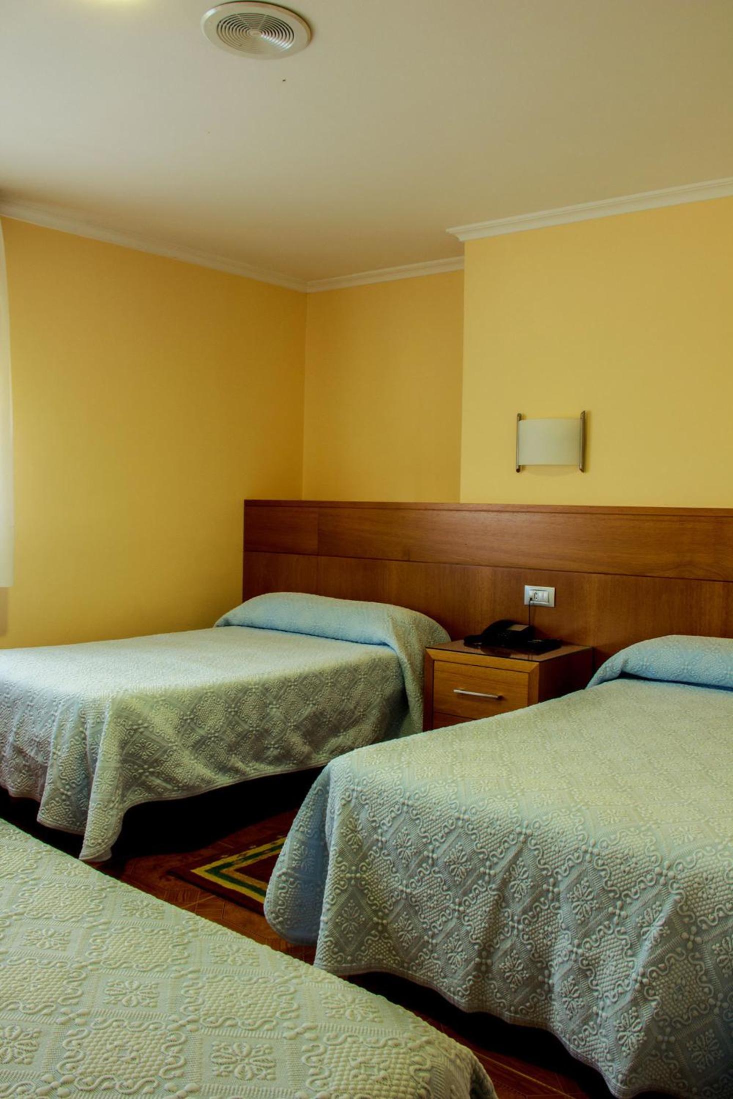 Triple Room photo 2