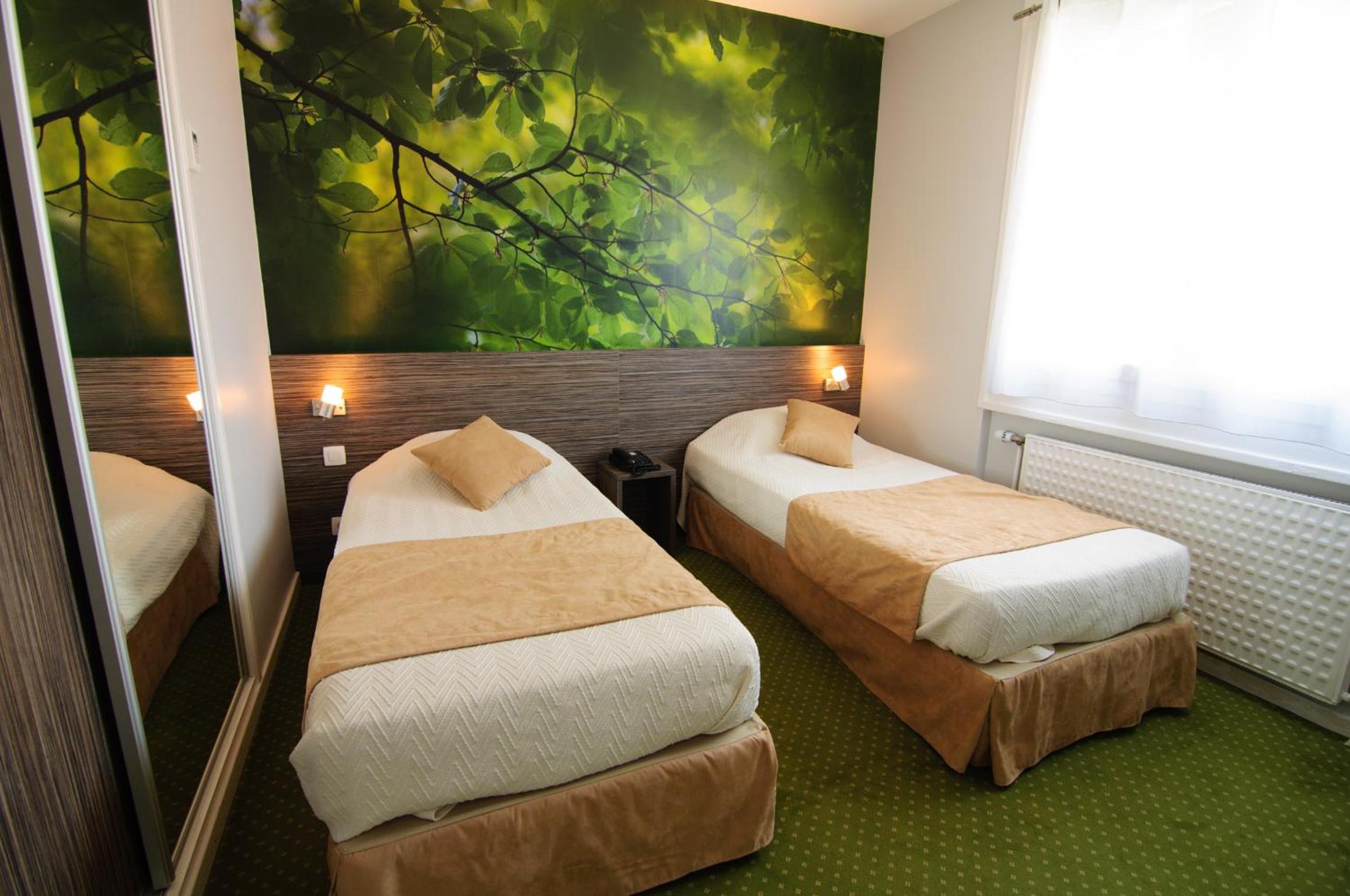 Twin Room - Photo 4