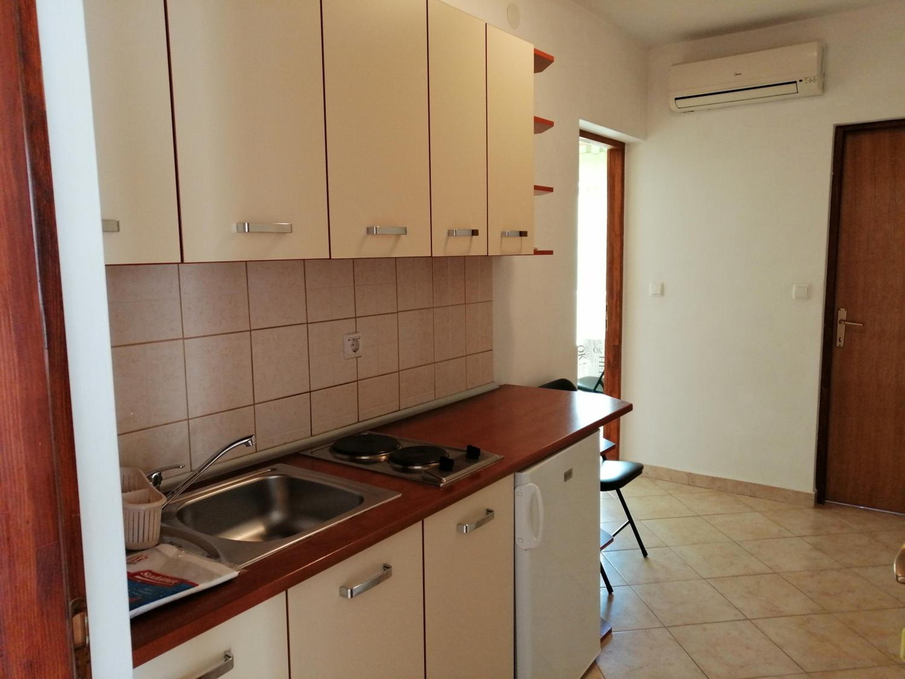 Apartment with Garden View - Photo 3