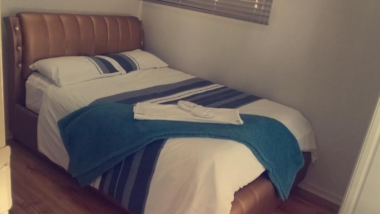 Deluxe Double Room - Photo 15