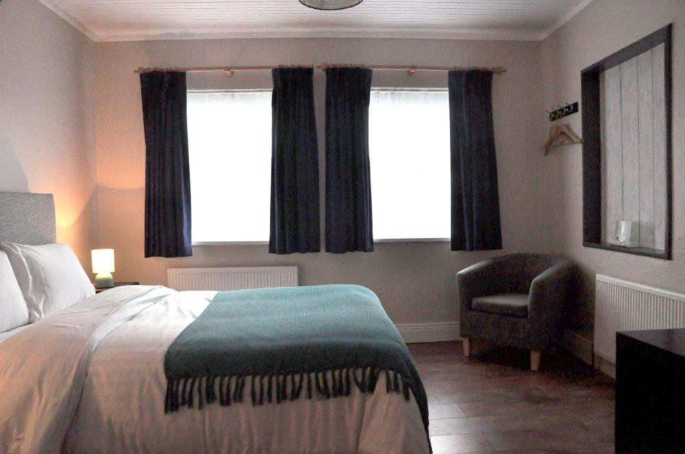 Apartment - Ground Floor - Photo 2