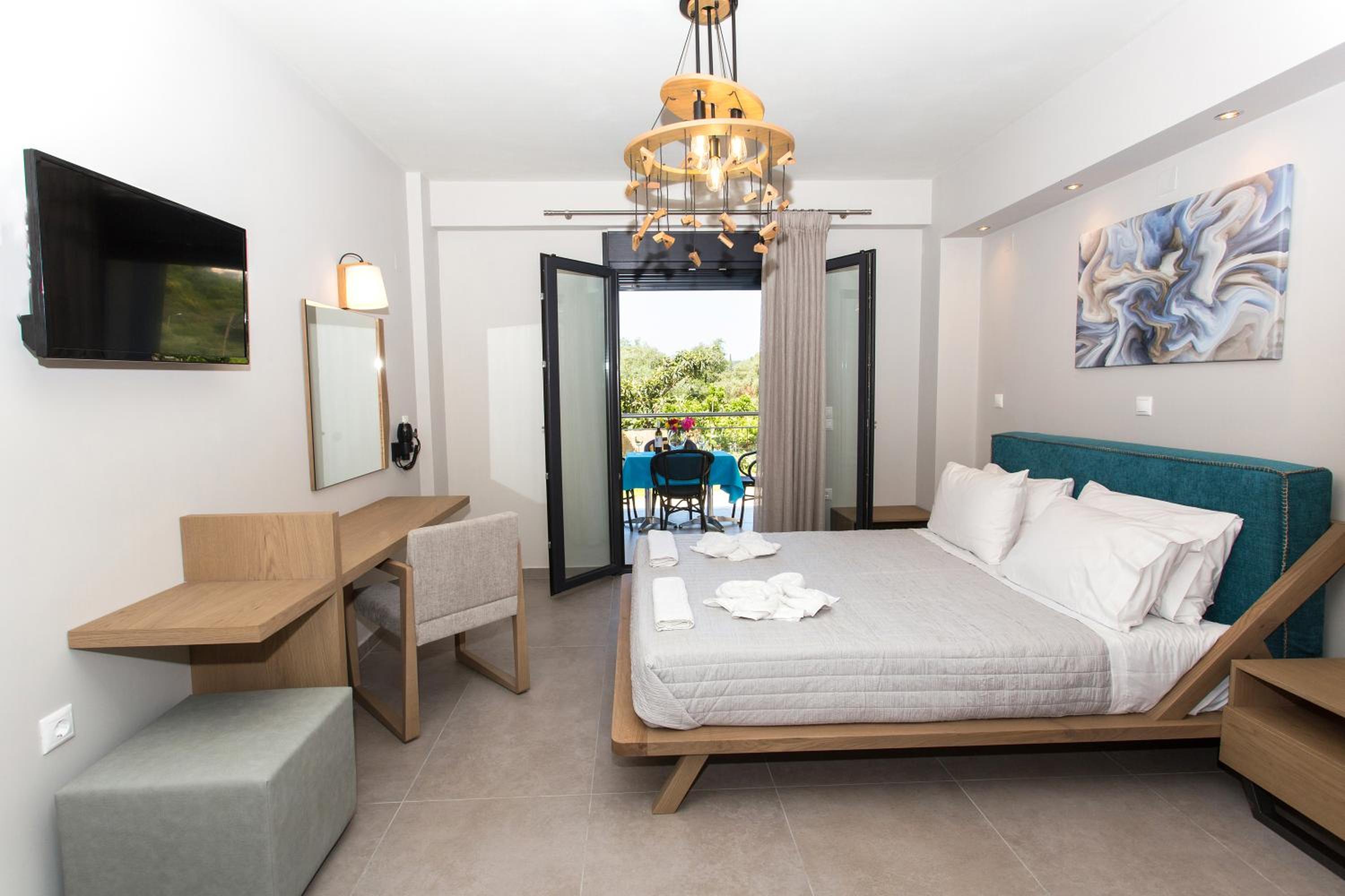 Studio Apartment