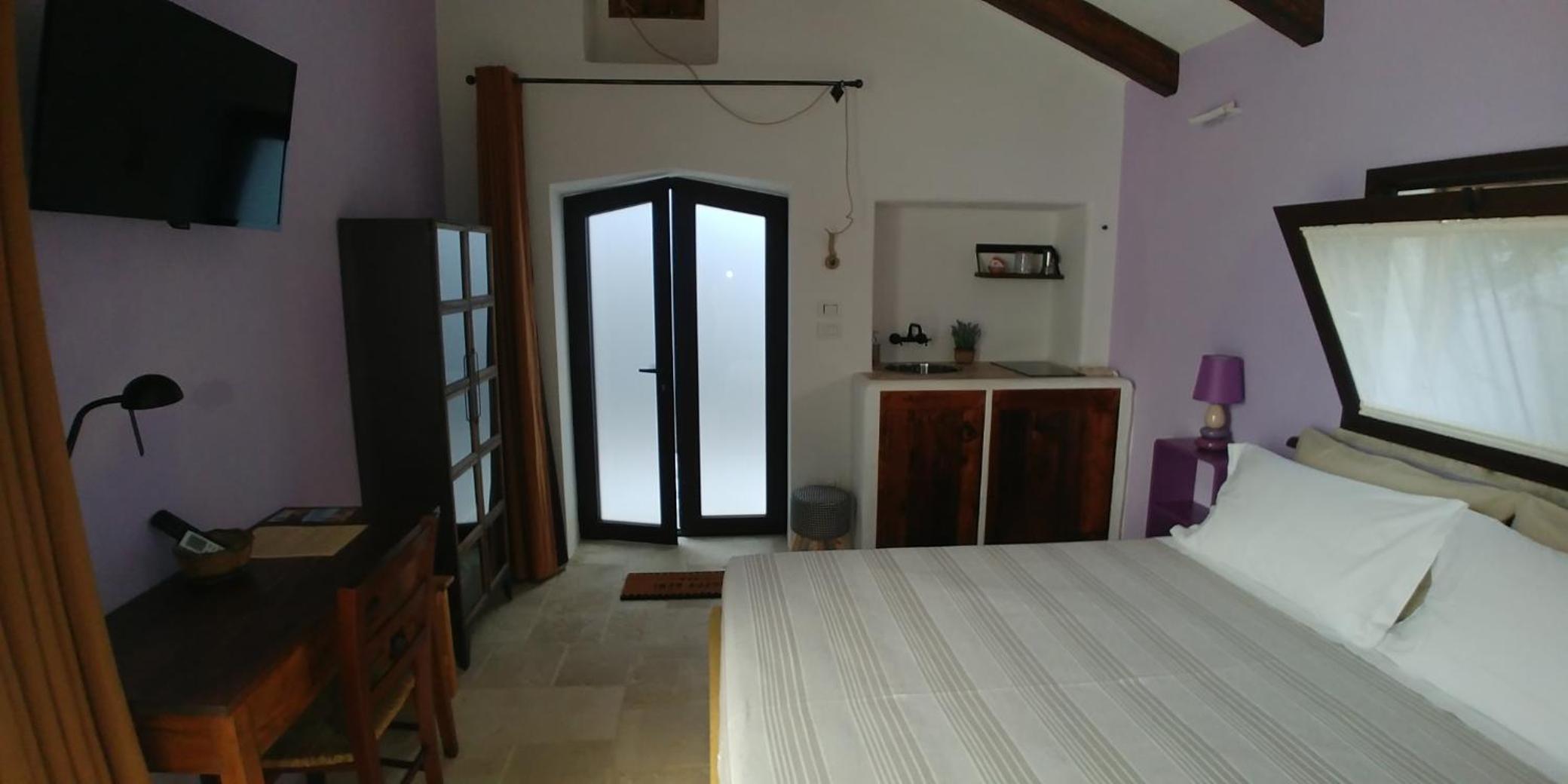 Double Room with Garden View - Photo 1