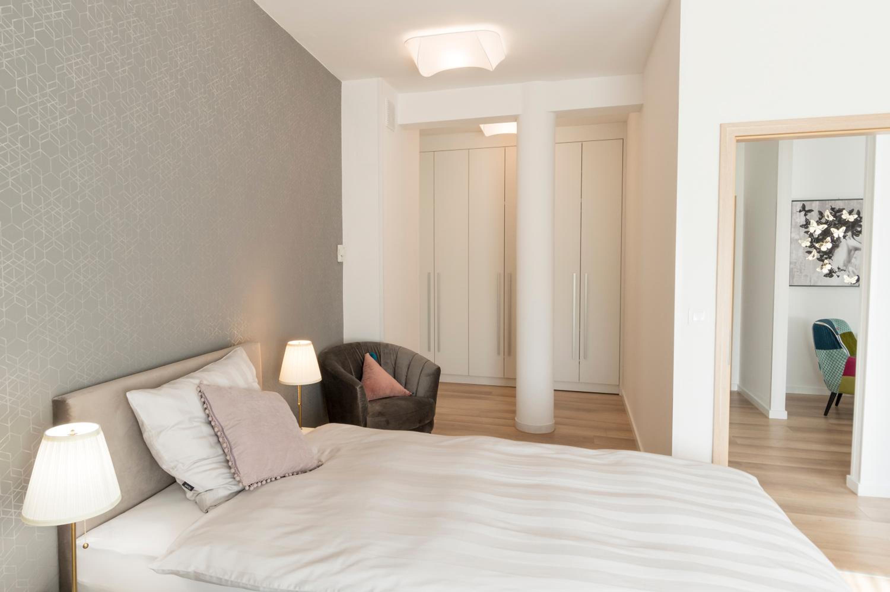 Three-Bedroom Apartment - Photo 28