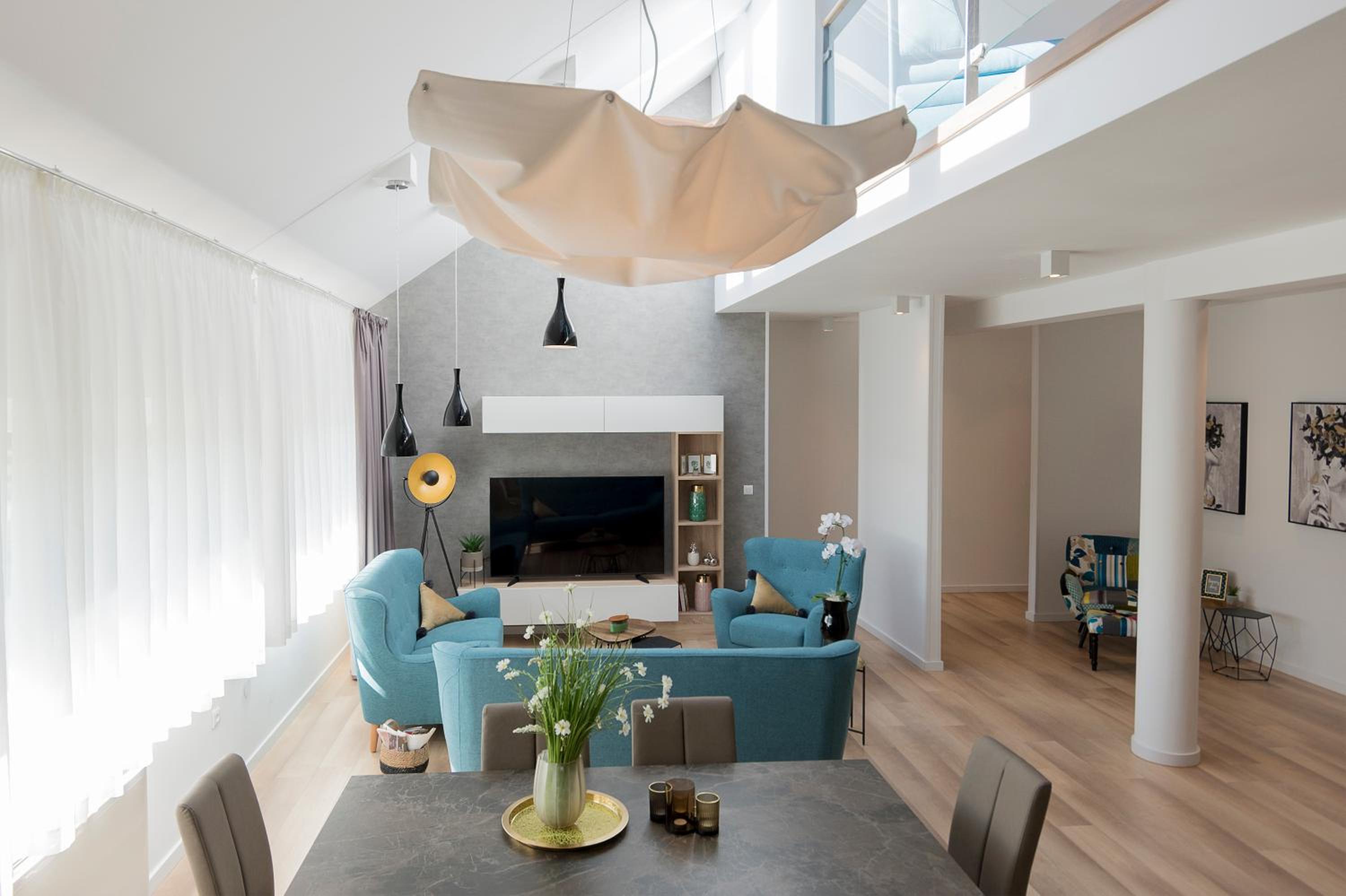 Three-Bedroom Apartment - Photo 21
