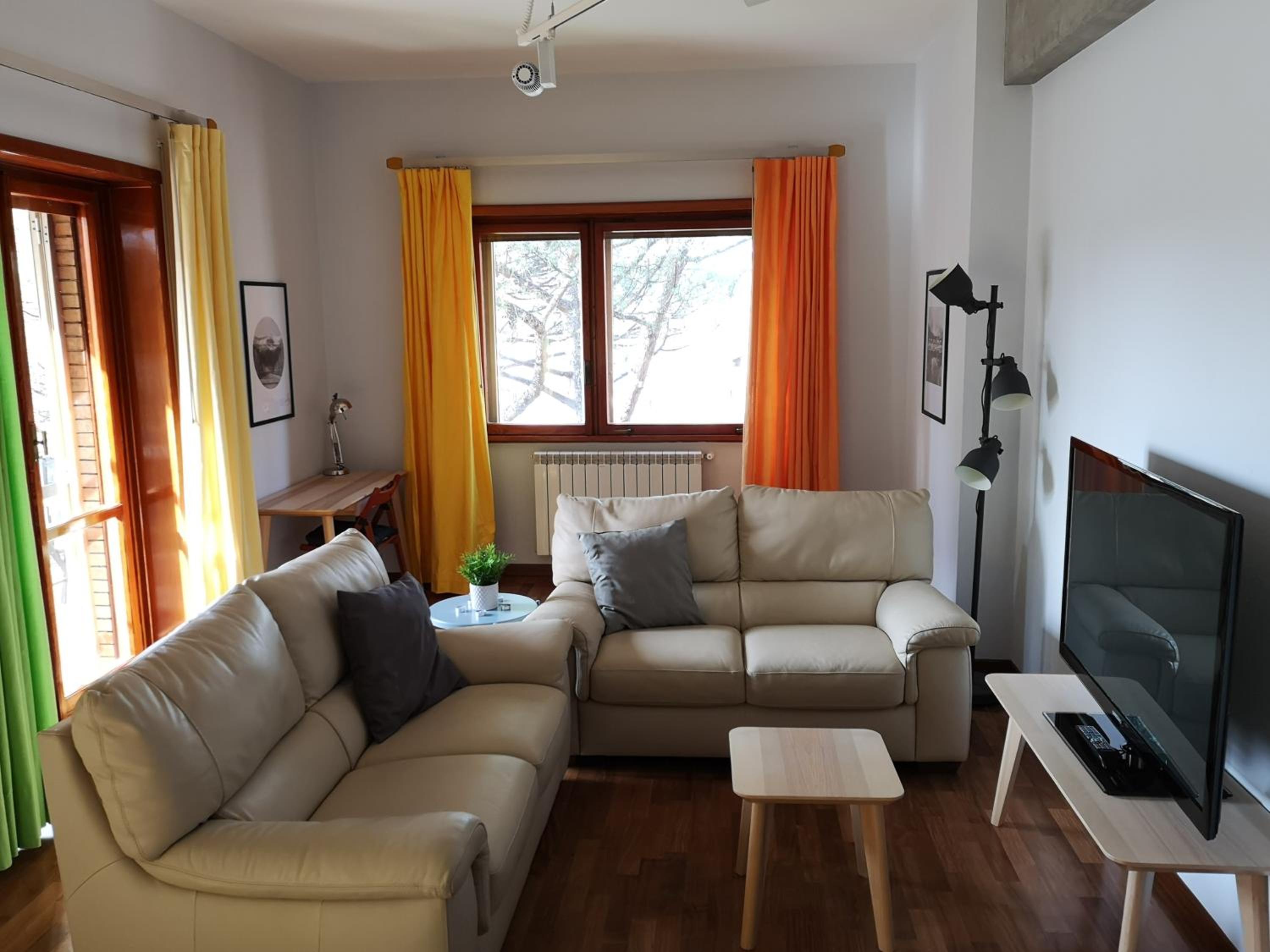 Deluxe Apartment - Photo 4