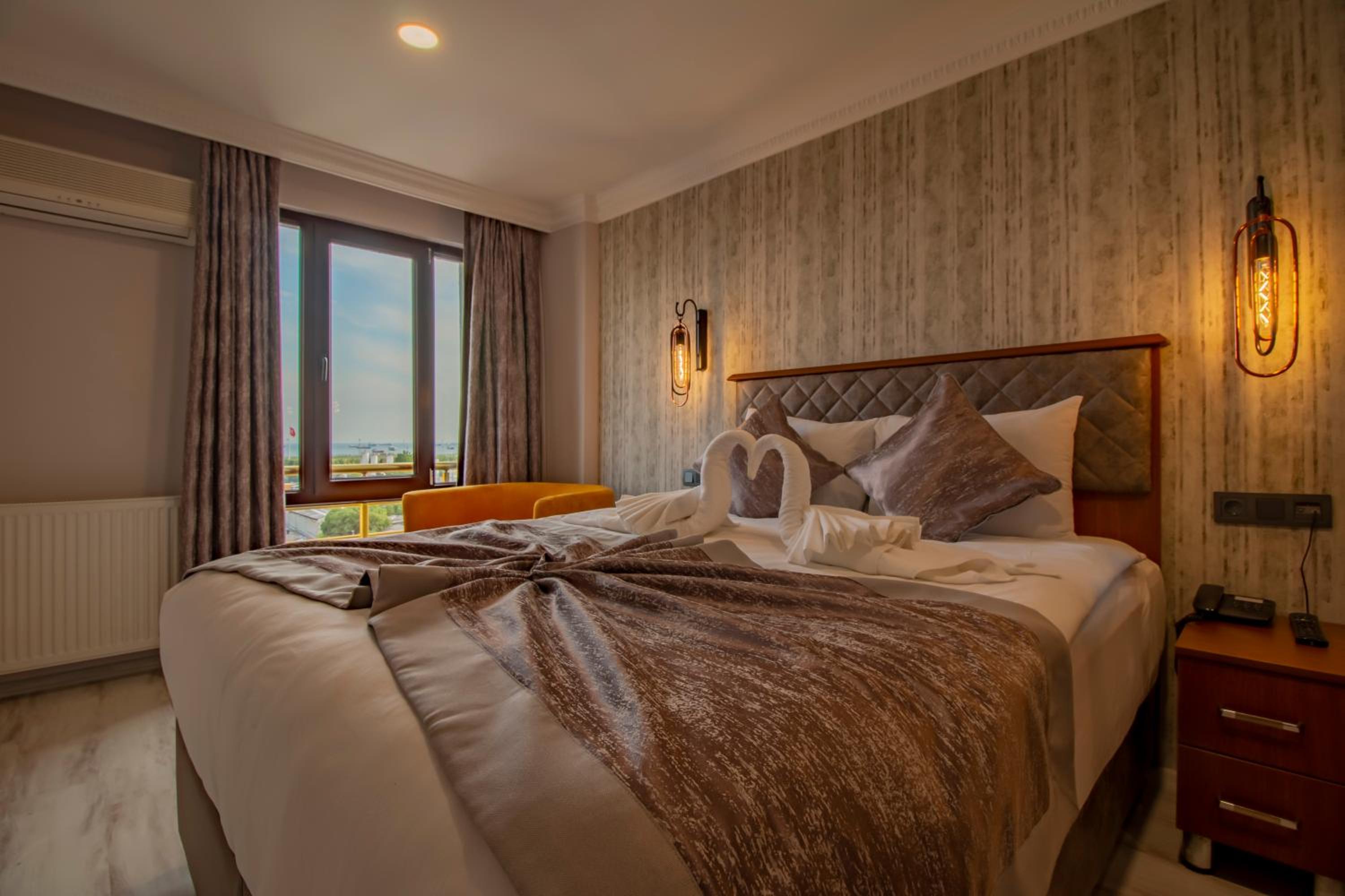 Double Room with Sea View photo 1