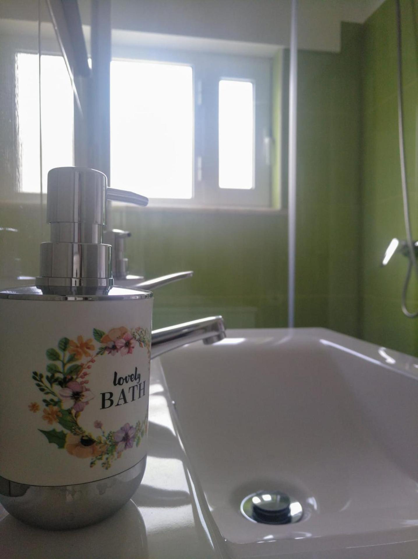 Double Room with Private Bathroom photo 3
