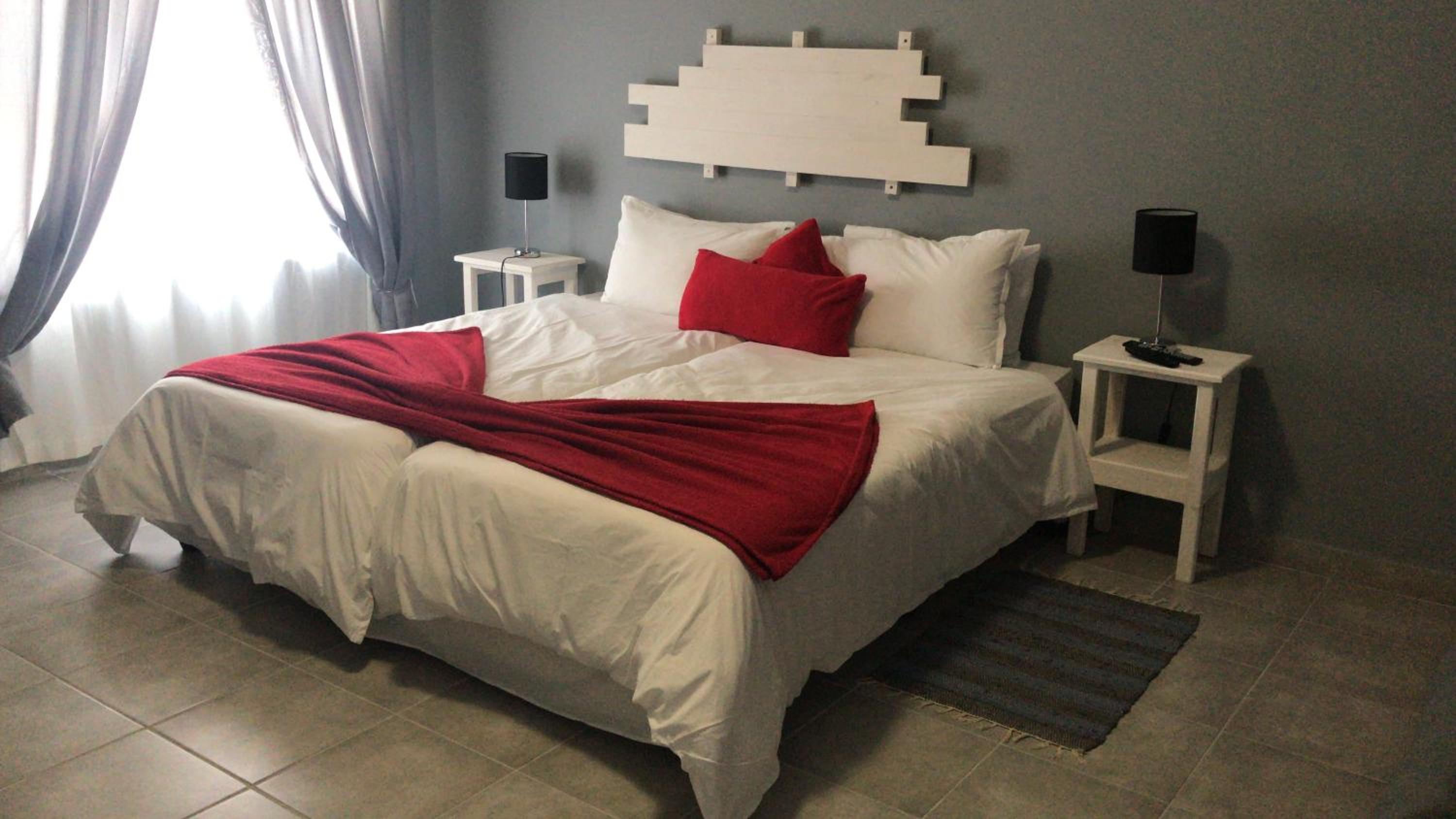 Twin Room with Bathroom photo 3