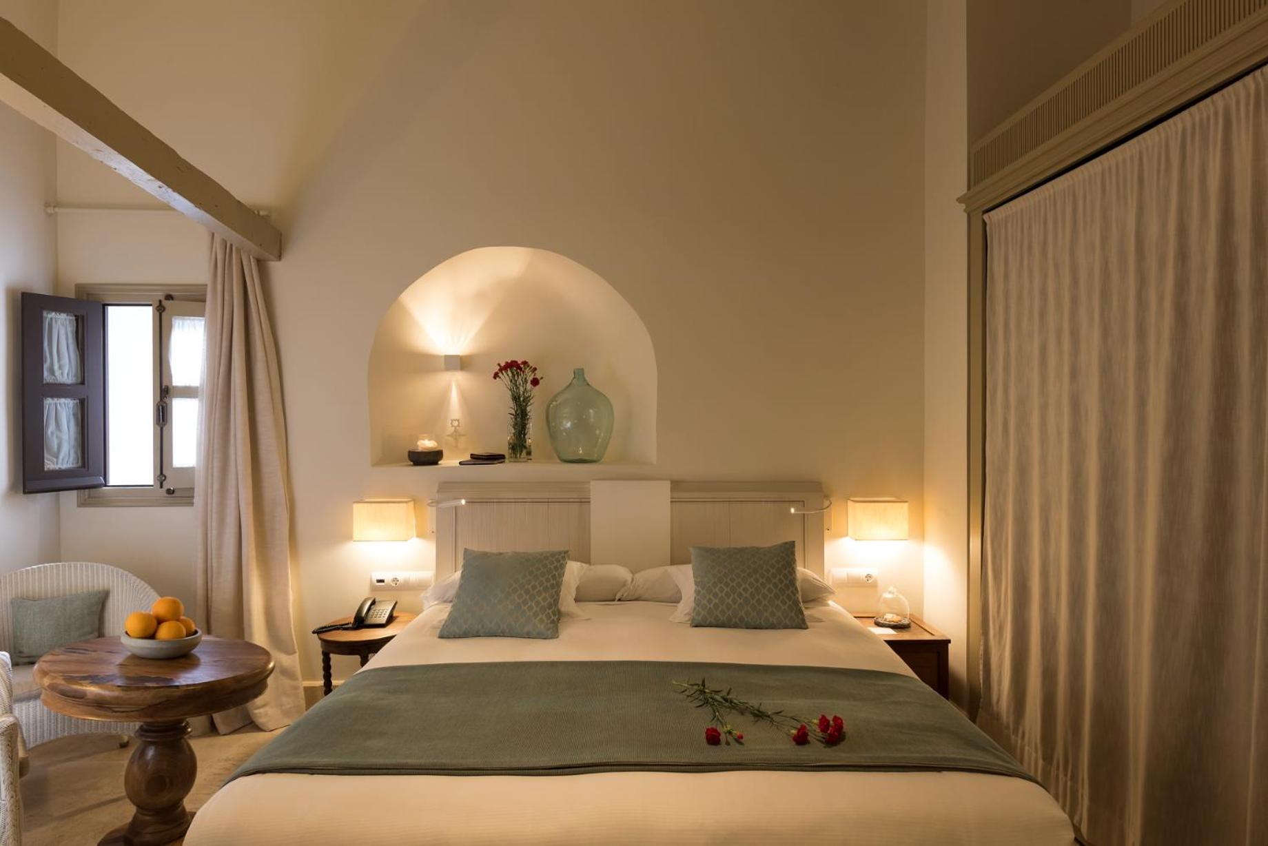 Superior Double or Twin Room - Photo 13