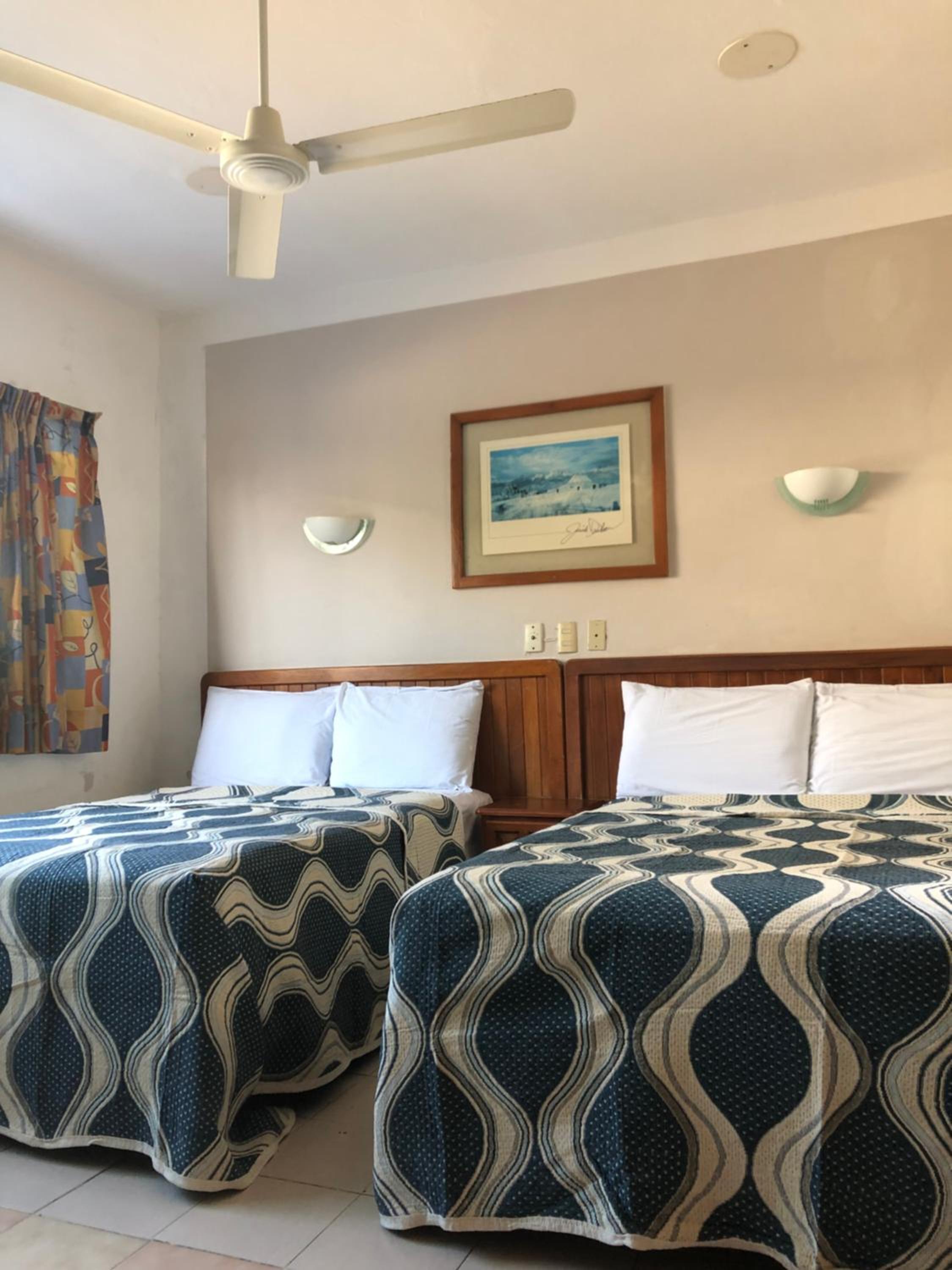 Double Room with Two Double Beds photo 2