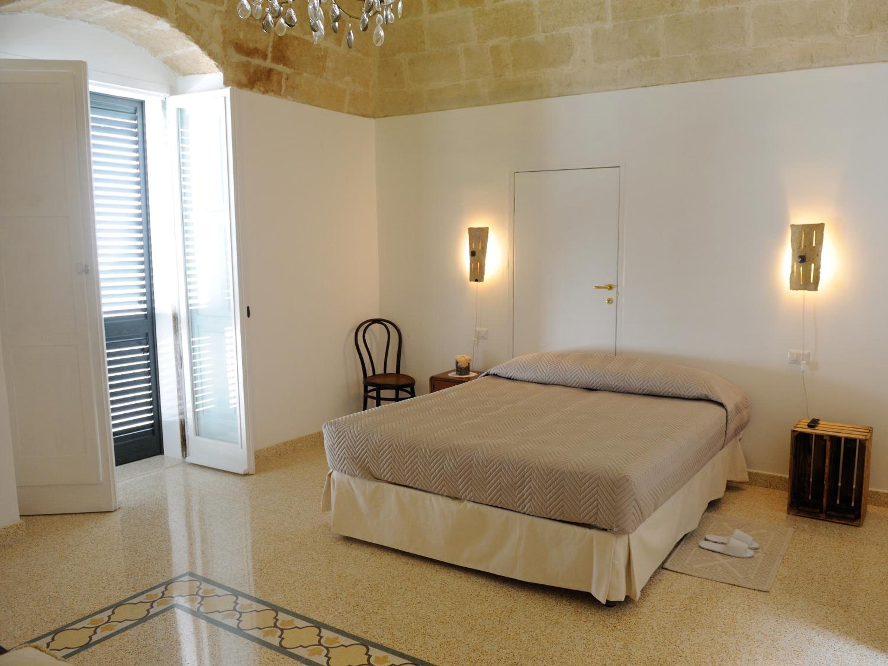 Double or Twin Room with Private Bathroom photo 1