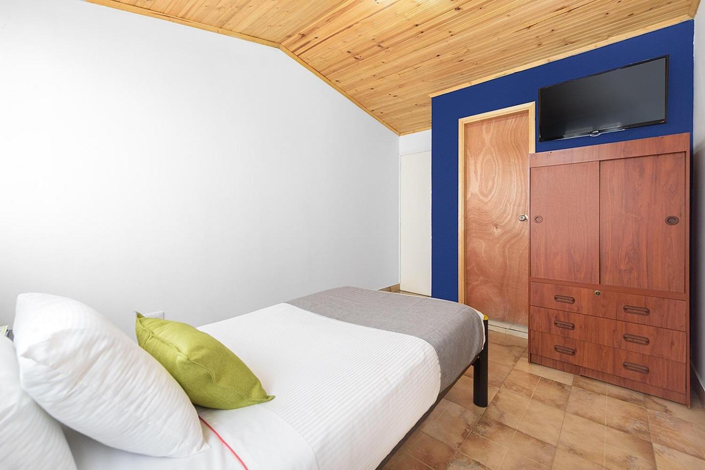 Single Room with Private Bathroom