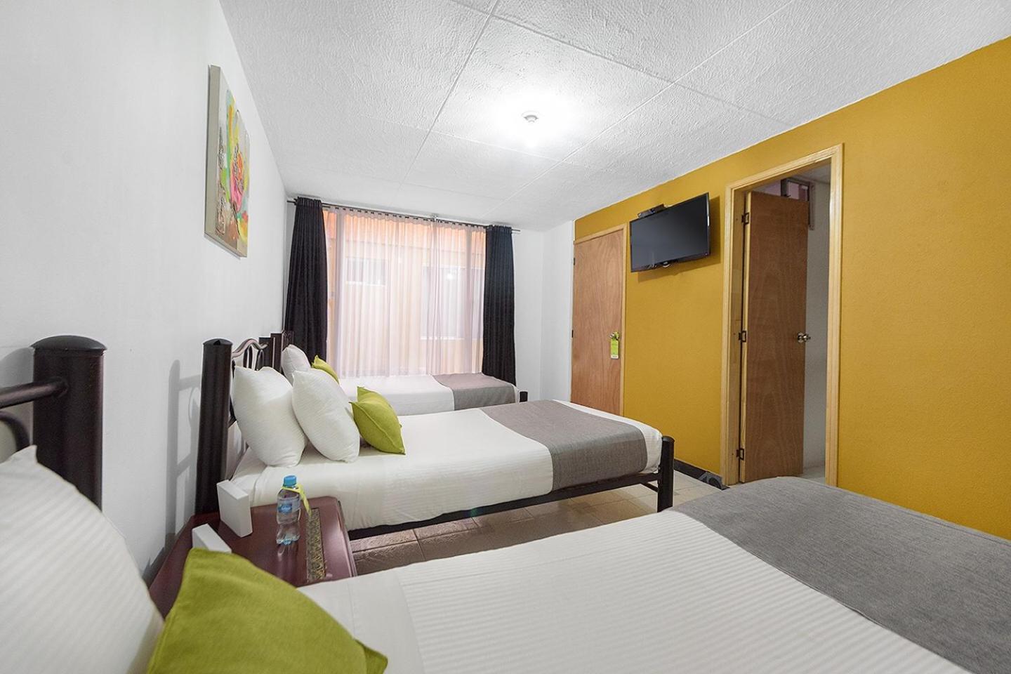 Triple Room with Private Bathroom