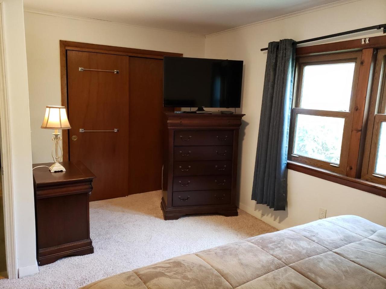 Four-Bedroom House photo 1