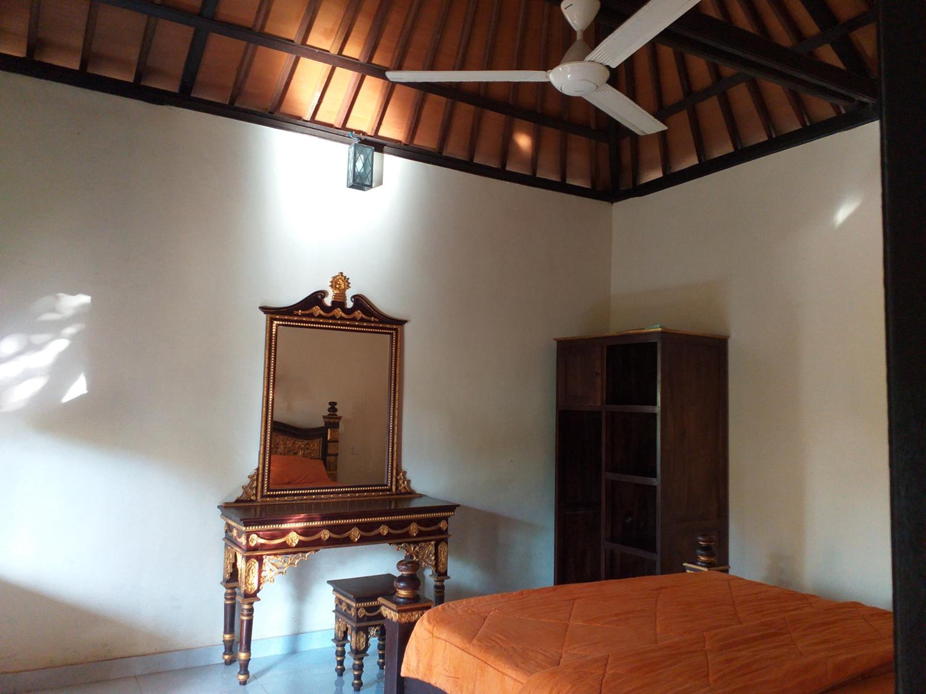 Double Room with Private Bathroom - Photo 2