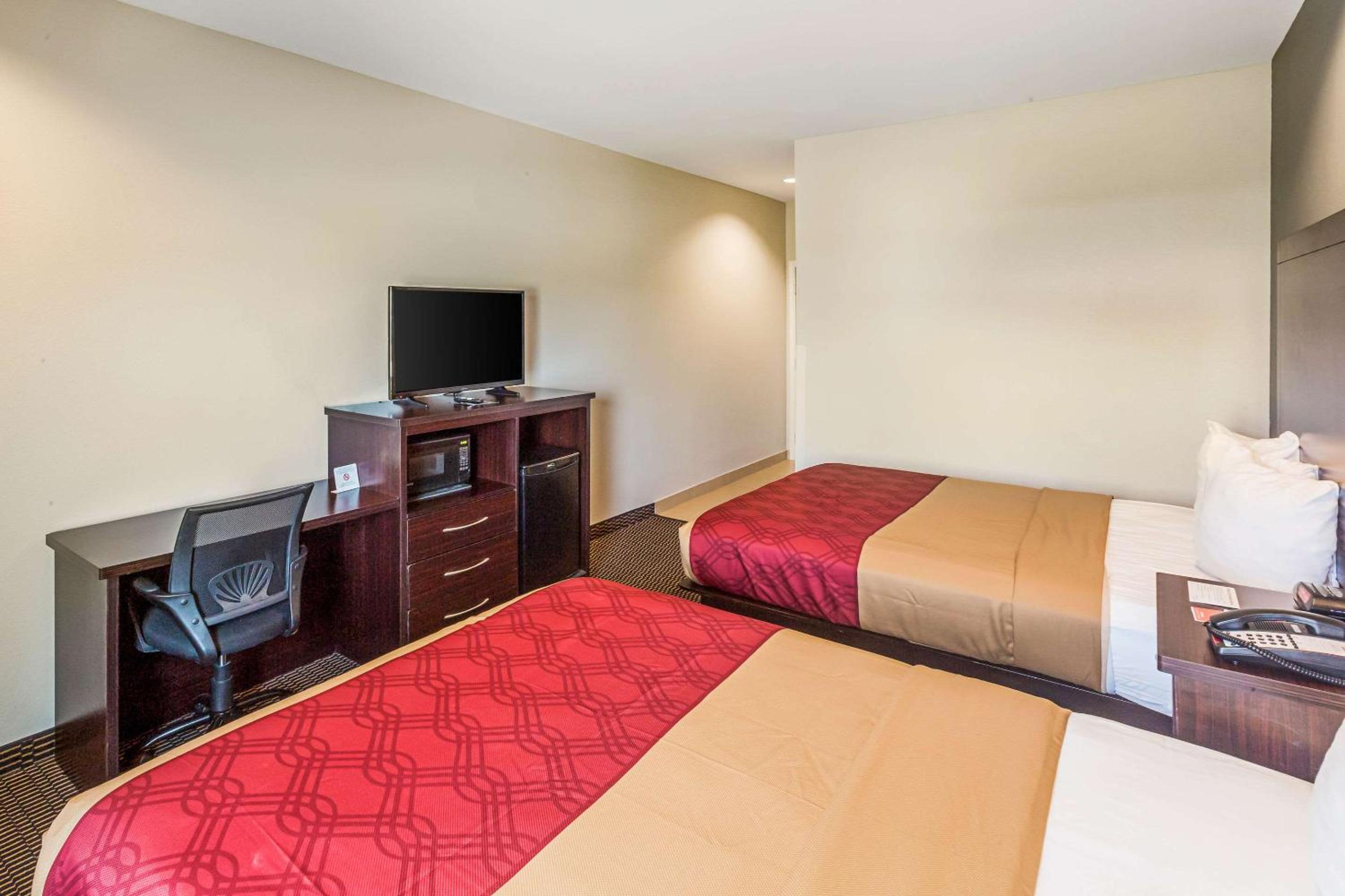 Queen Room with Two Queen Beds - Non-Smoking