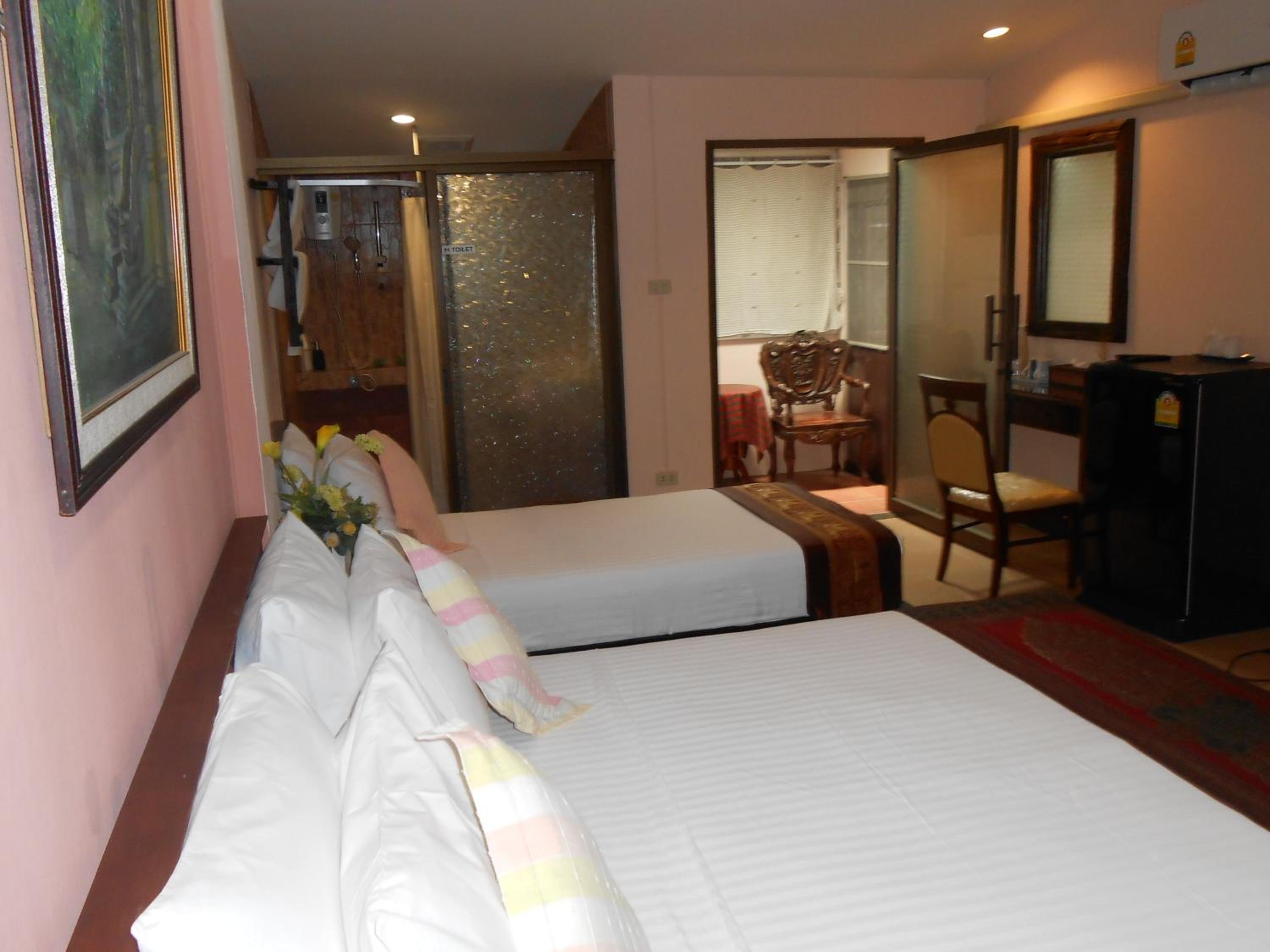 Deluxe Family Room - Photo 6