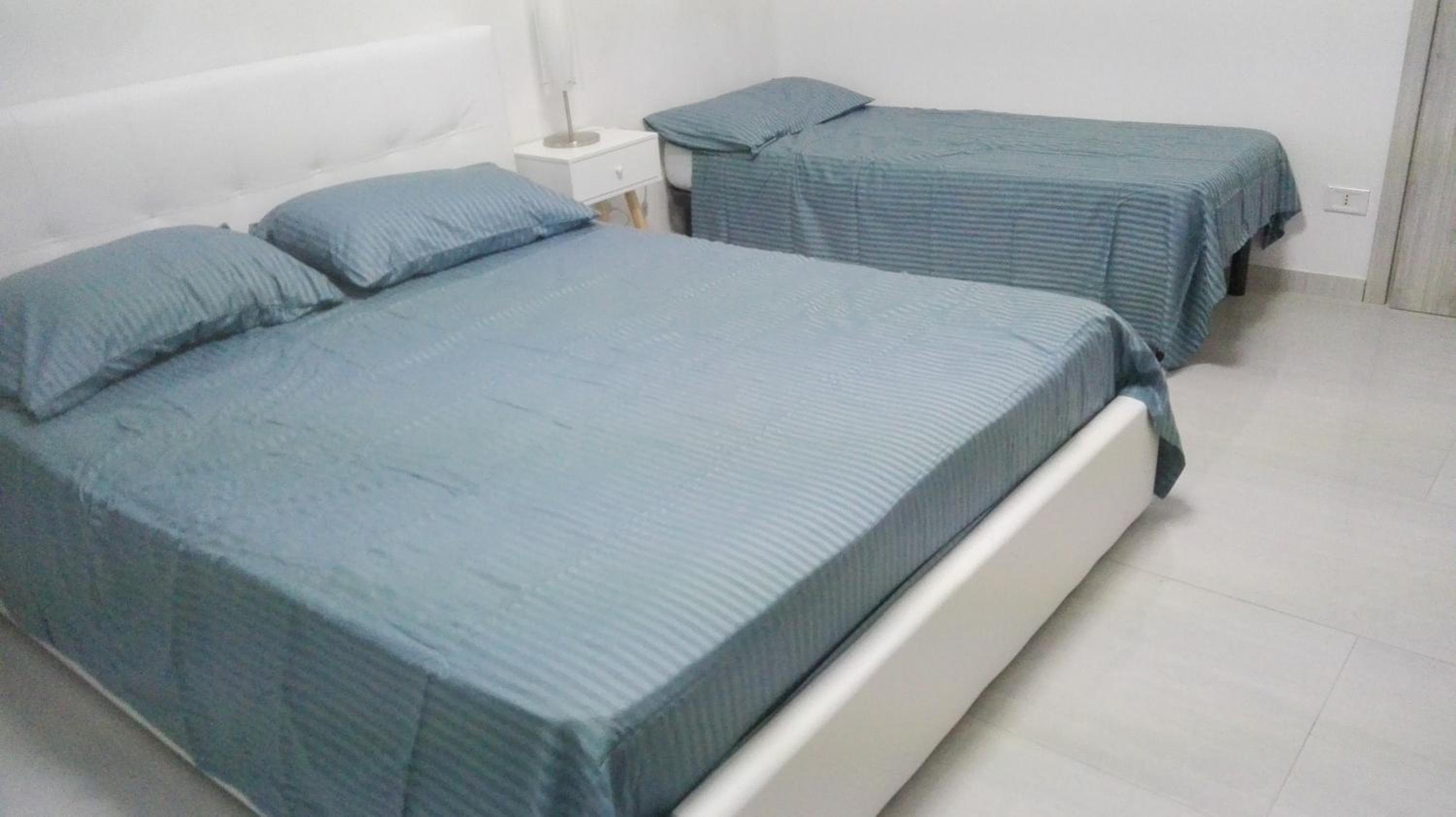 Deluxe Quadruple Room - Photo 1