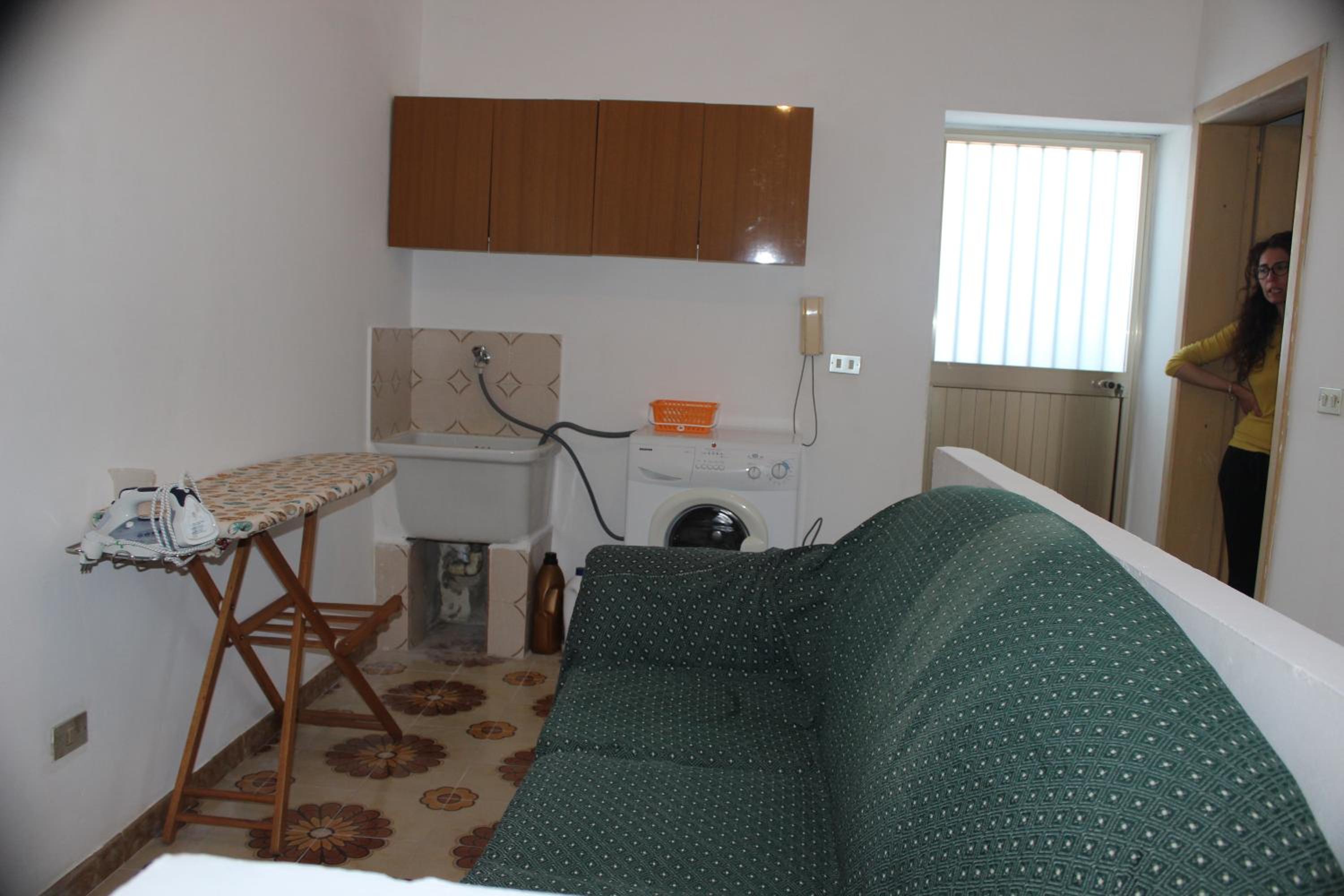 Apartment photo 2