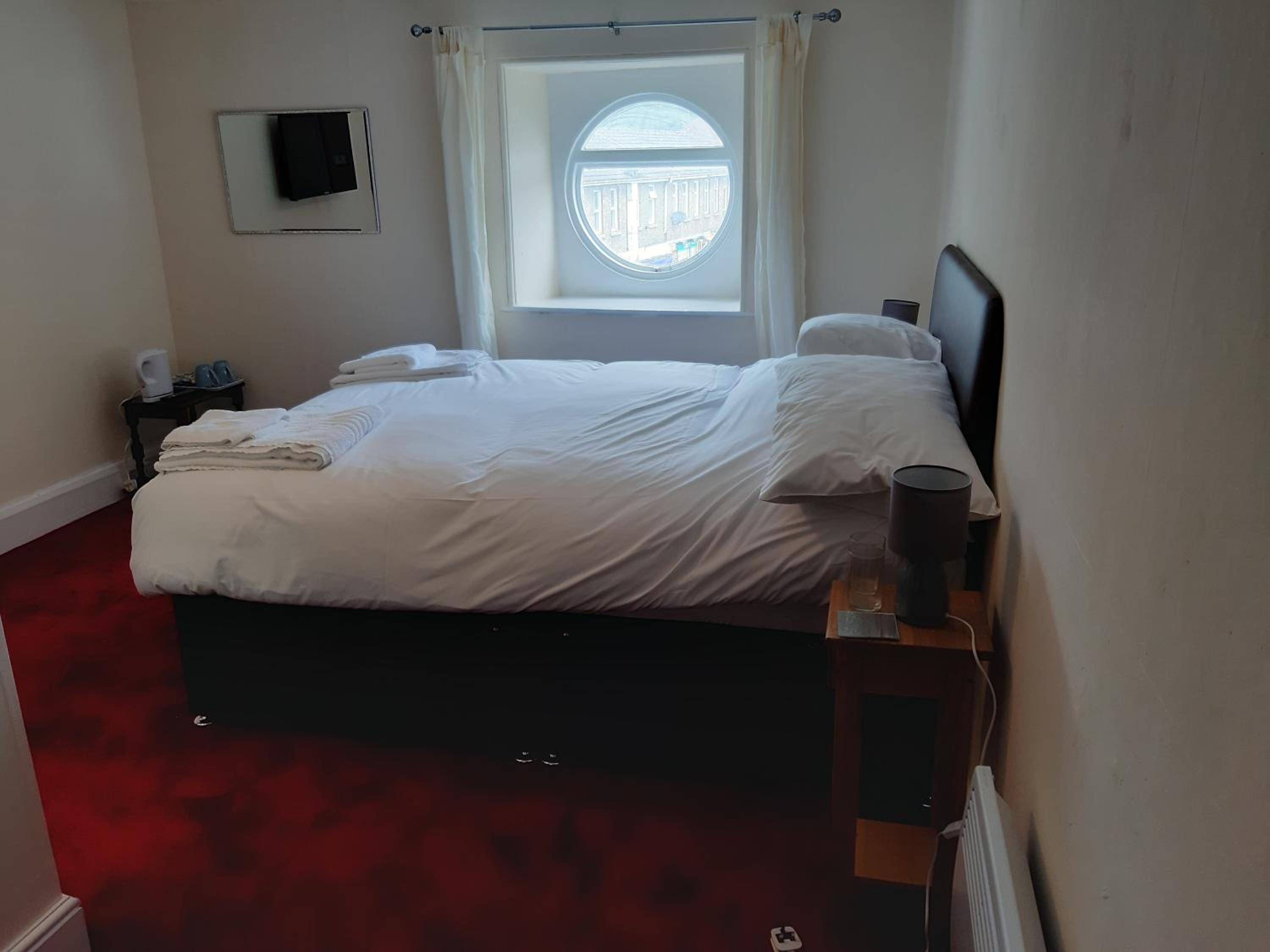 Double Room - Photo 2