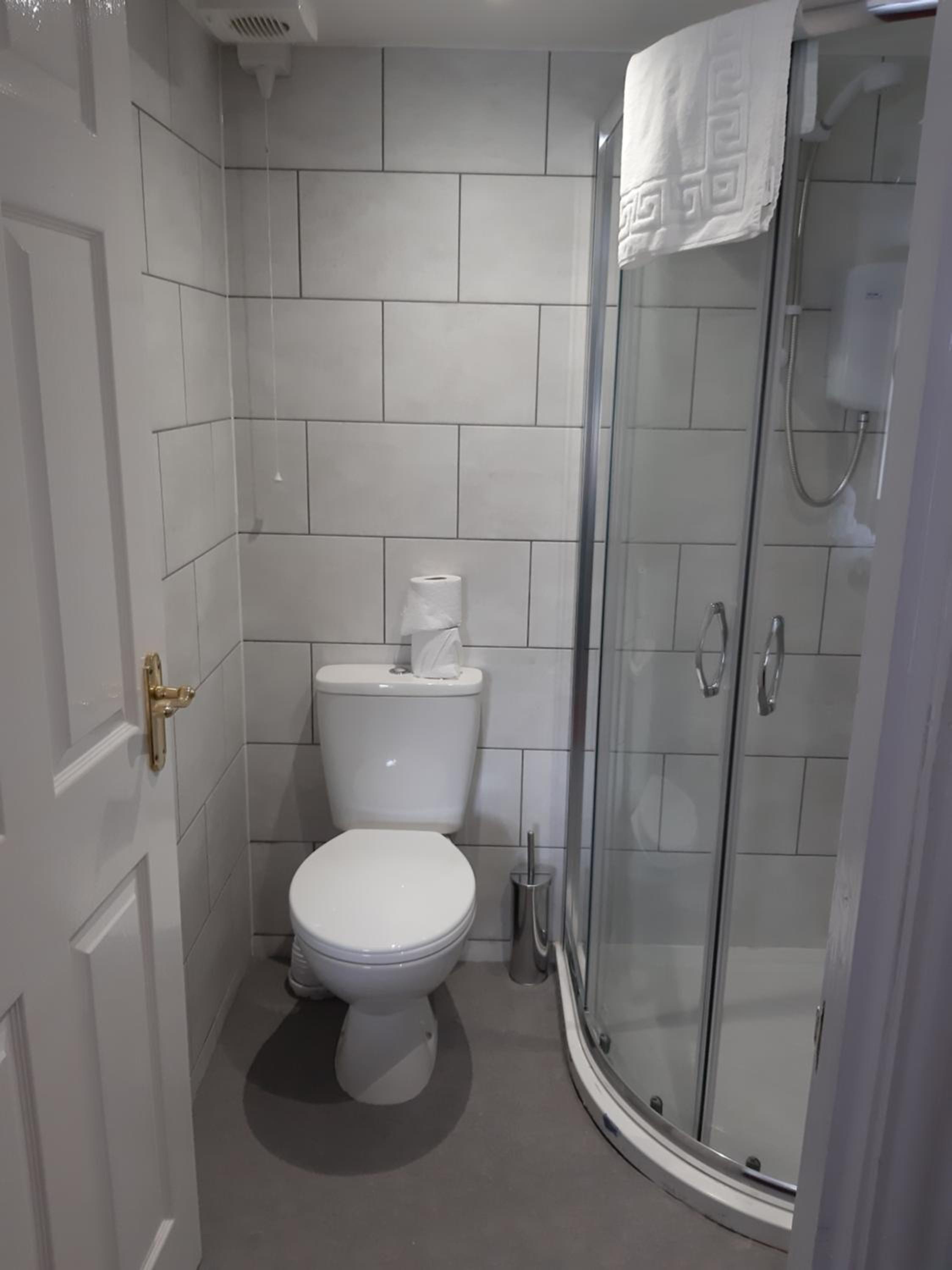 Double Room - Photo 3