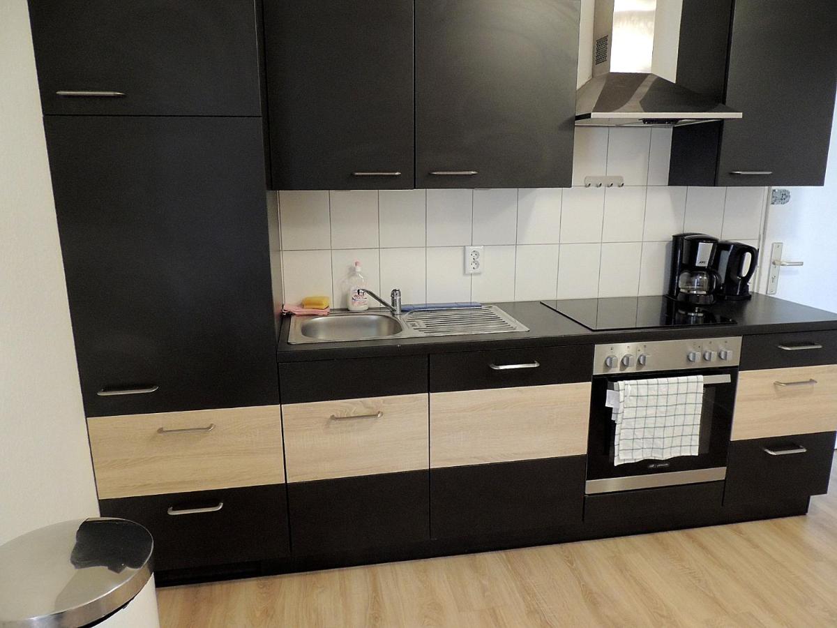 Twin Room with Shared Kitchen photo 2