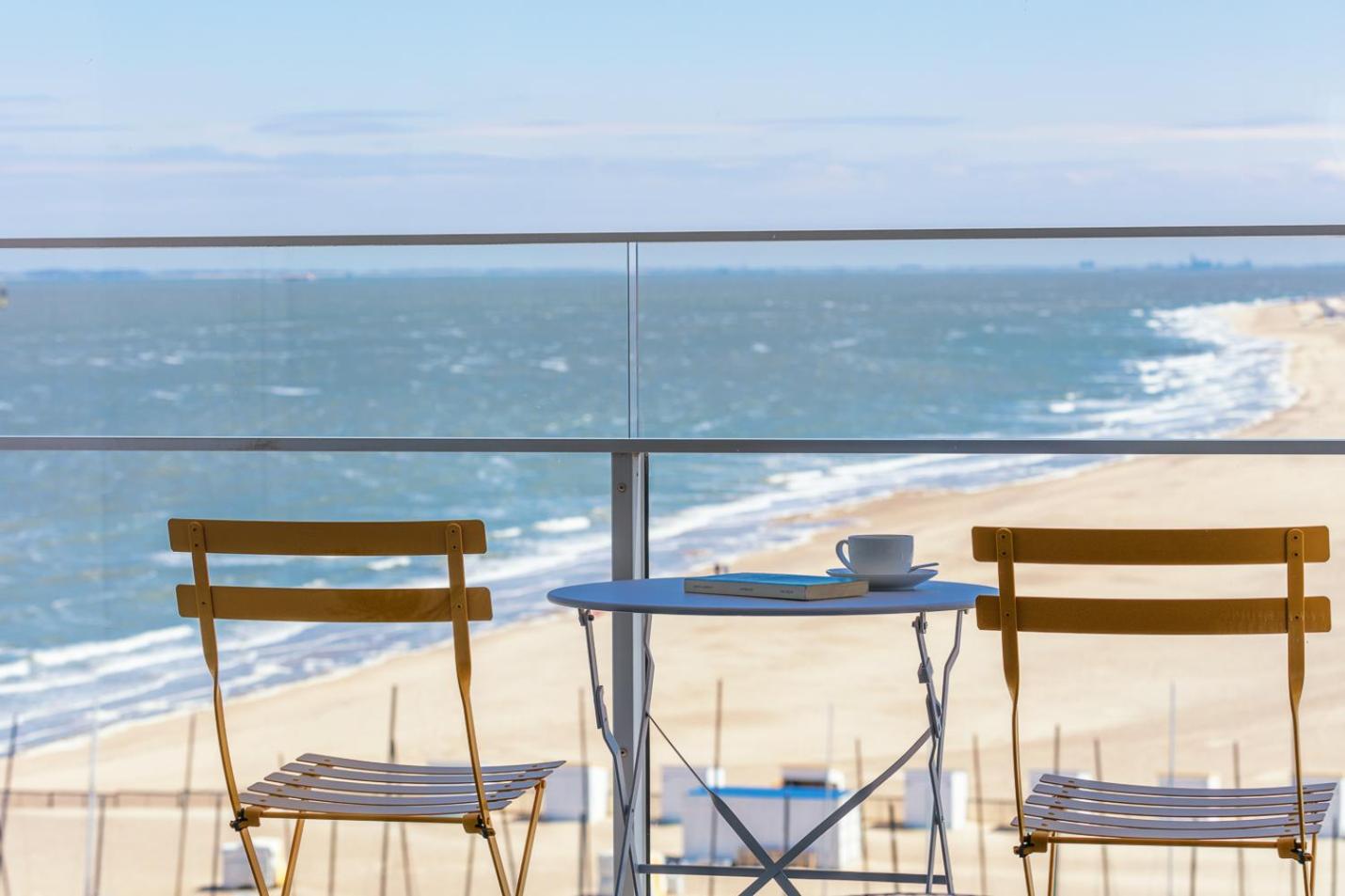 Studio Apartment with Sea View photo 1