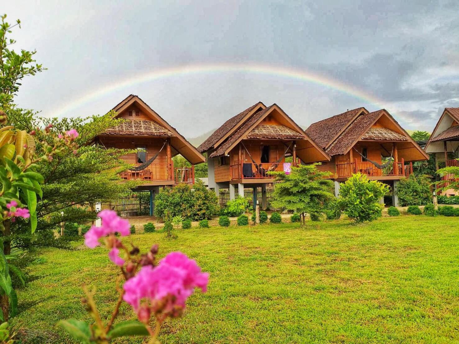 Double Room with Mountain View with Fan - Photo 16