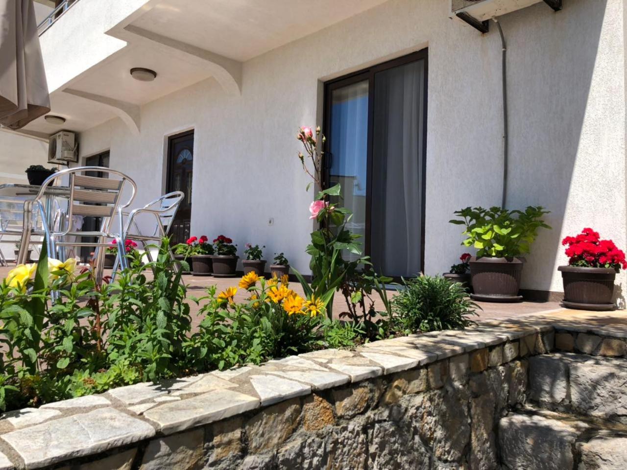 Double Room with Balcony and Sea View photo 3