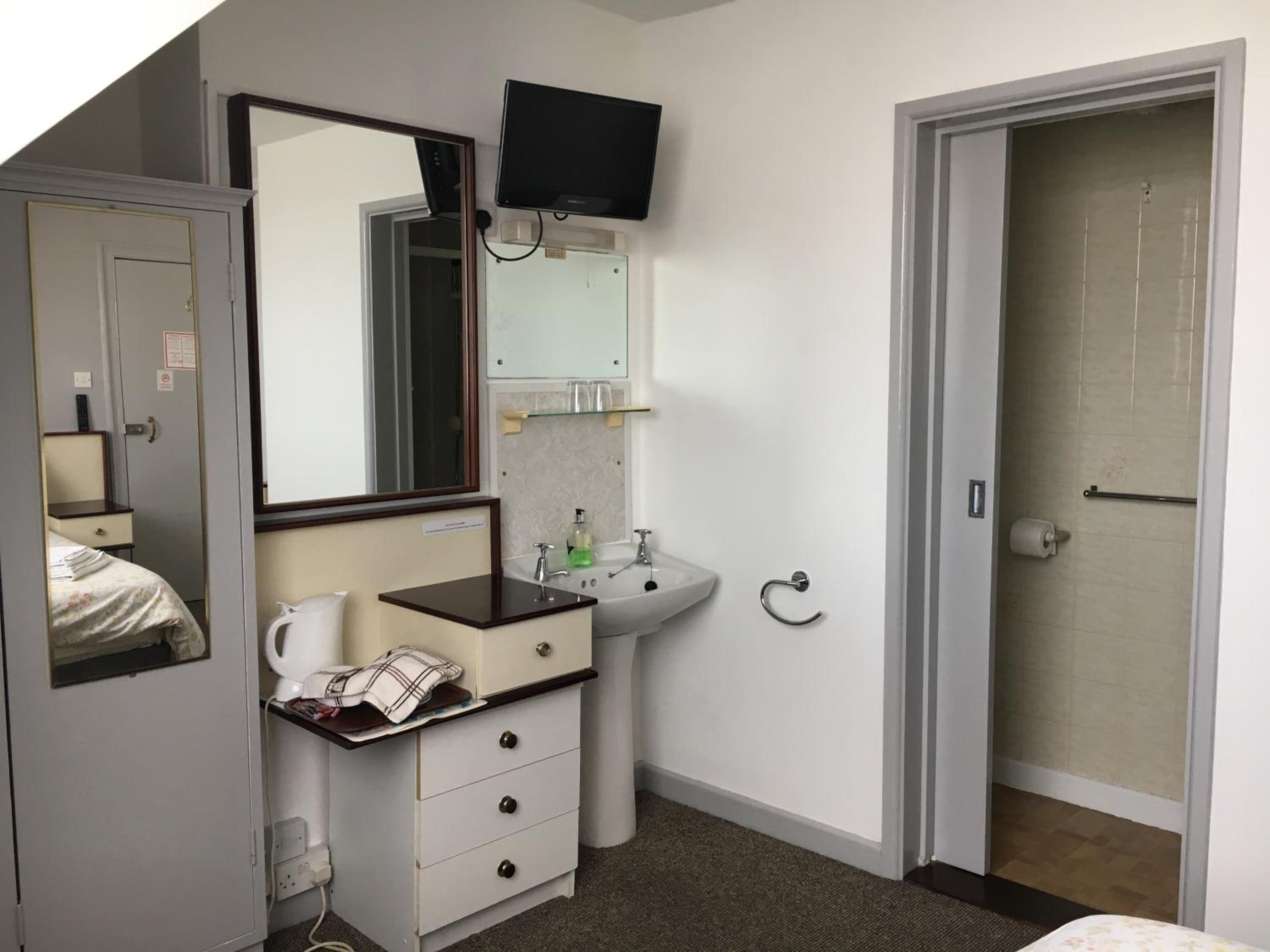 Double Room - Photo 3
