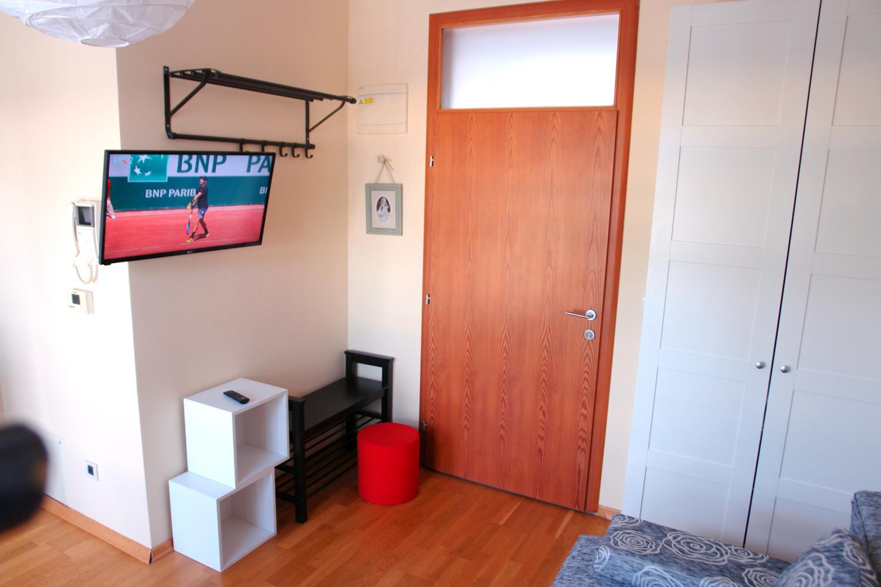 One-Bedroom Apartment - Photo 22